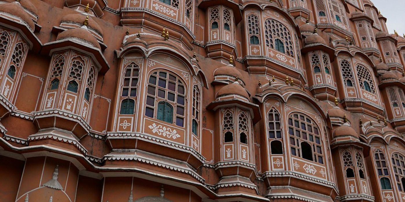 Hotels near Hawa Mahal