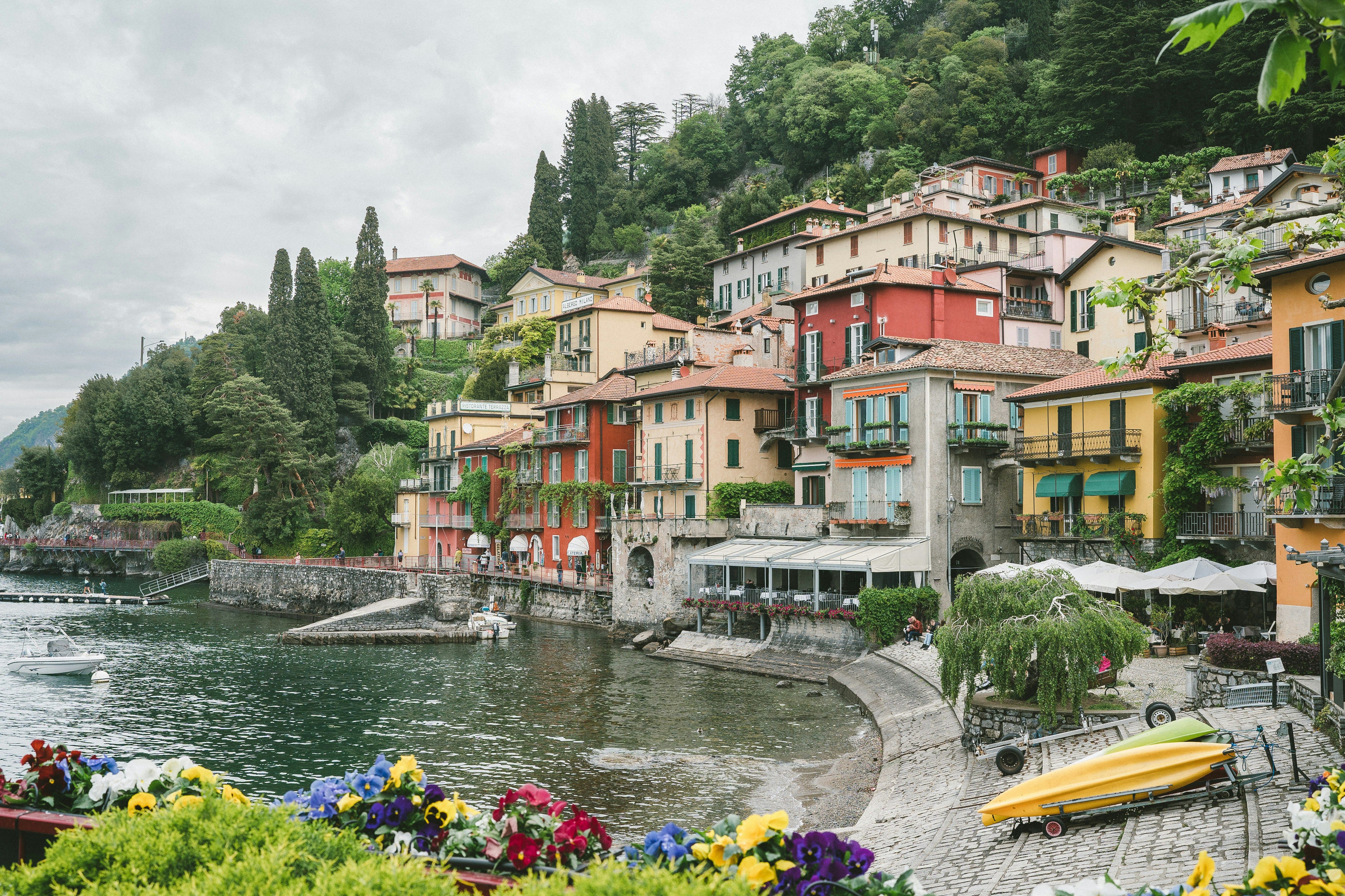 Varenna - Eastern Shore Stone-Alley Village