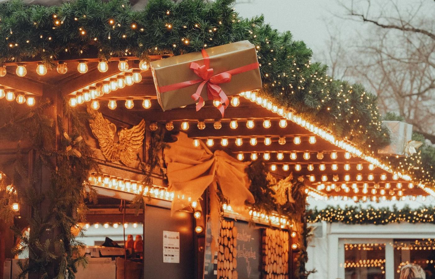 Albert Square - The Centrepiece of the Manchester Christmas Markets
