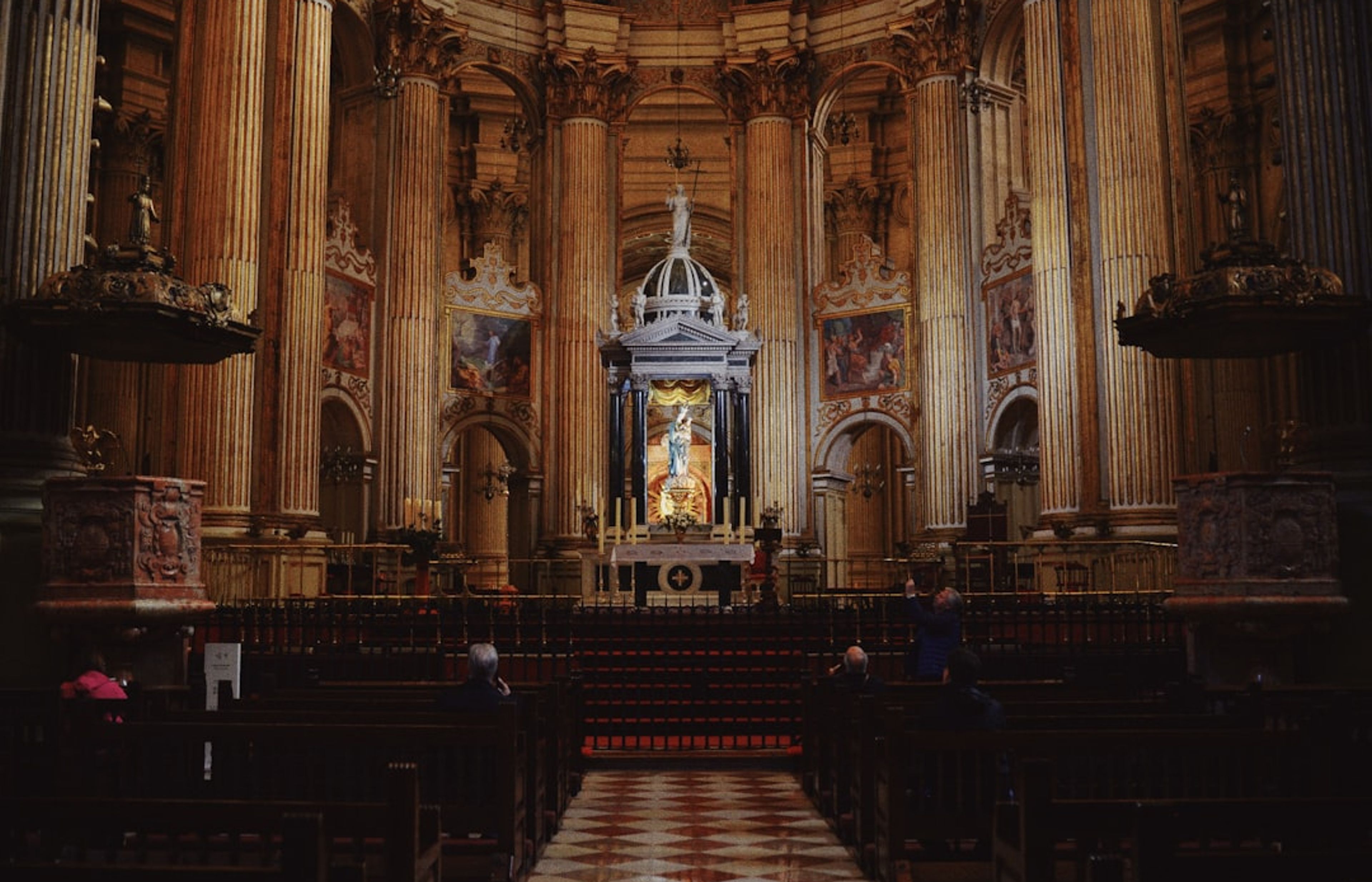 Malaga Cathedral - La Manquita and Its Unmissable Roof Terrace