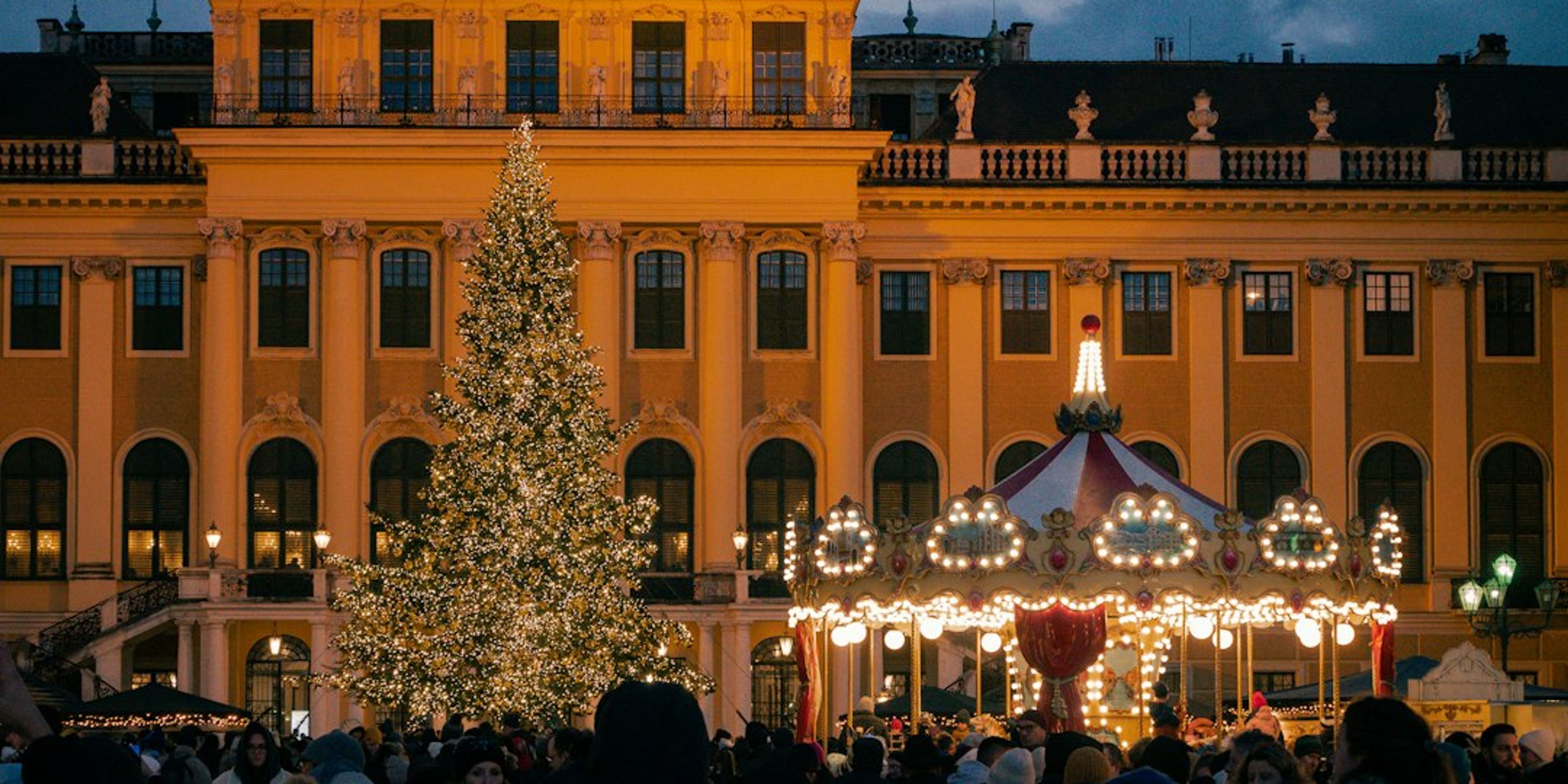 Hotels near Schönbrunn Palace Christmas Market