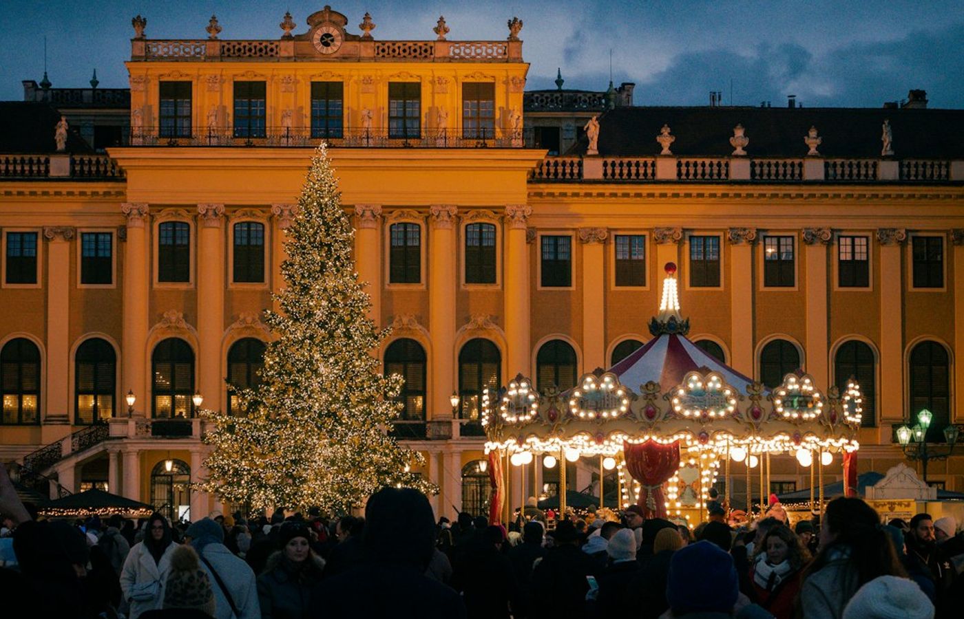 Schönbrunn Palace Christmas Market - The Longest Season in Vienna