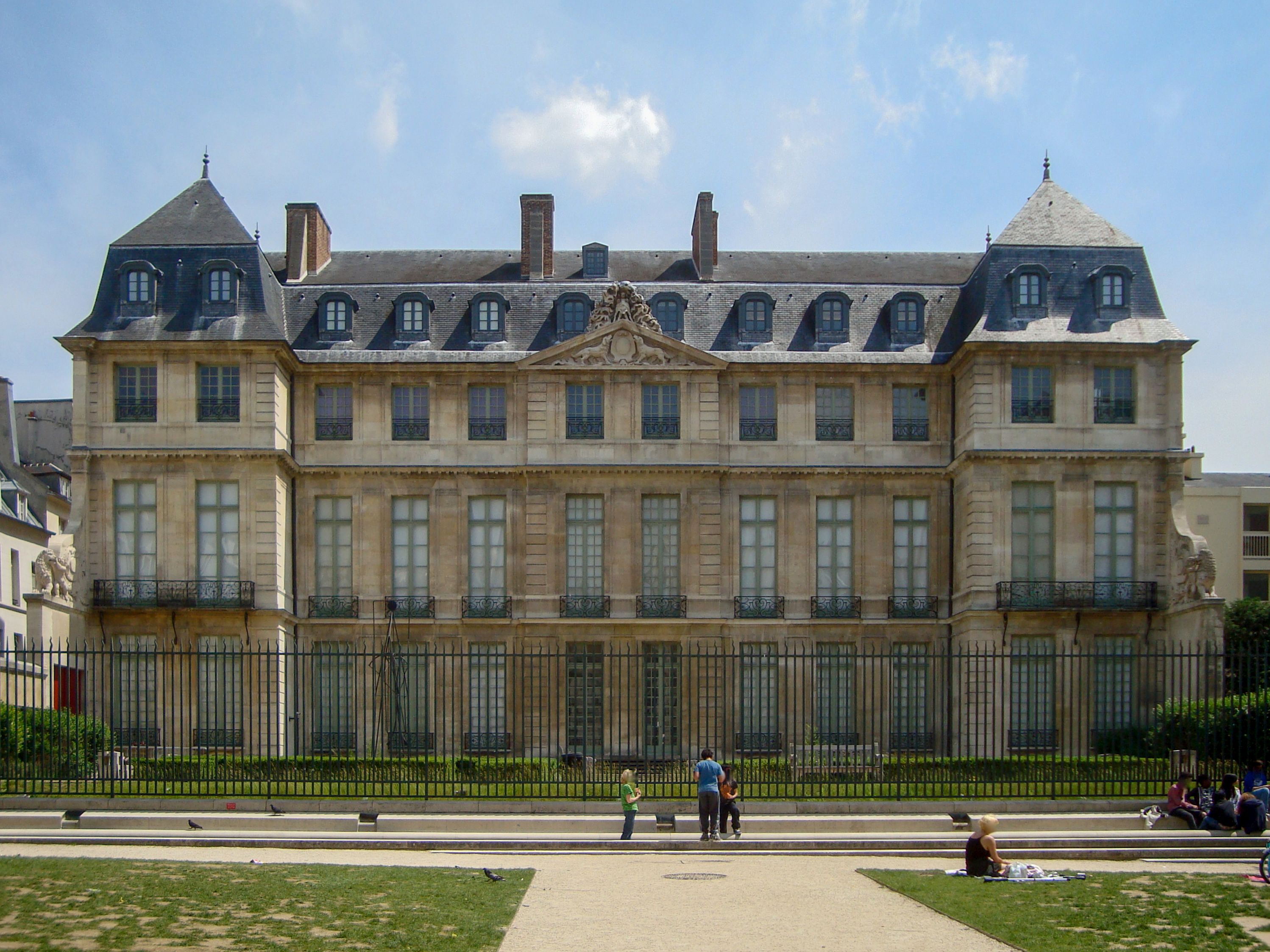 Musee Picasso Paris - Be at the Door at 9:30, Then Walk the Marais Gallery Openings