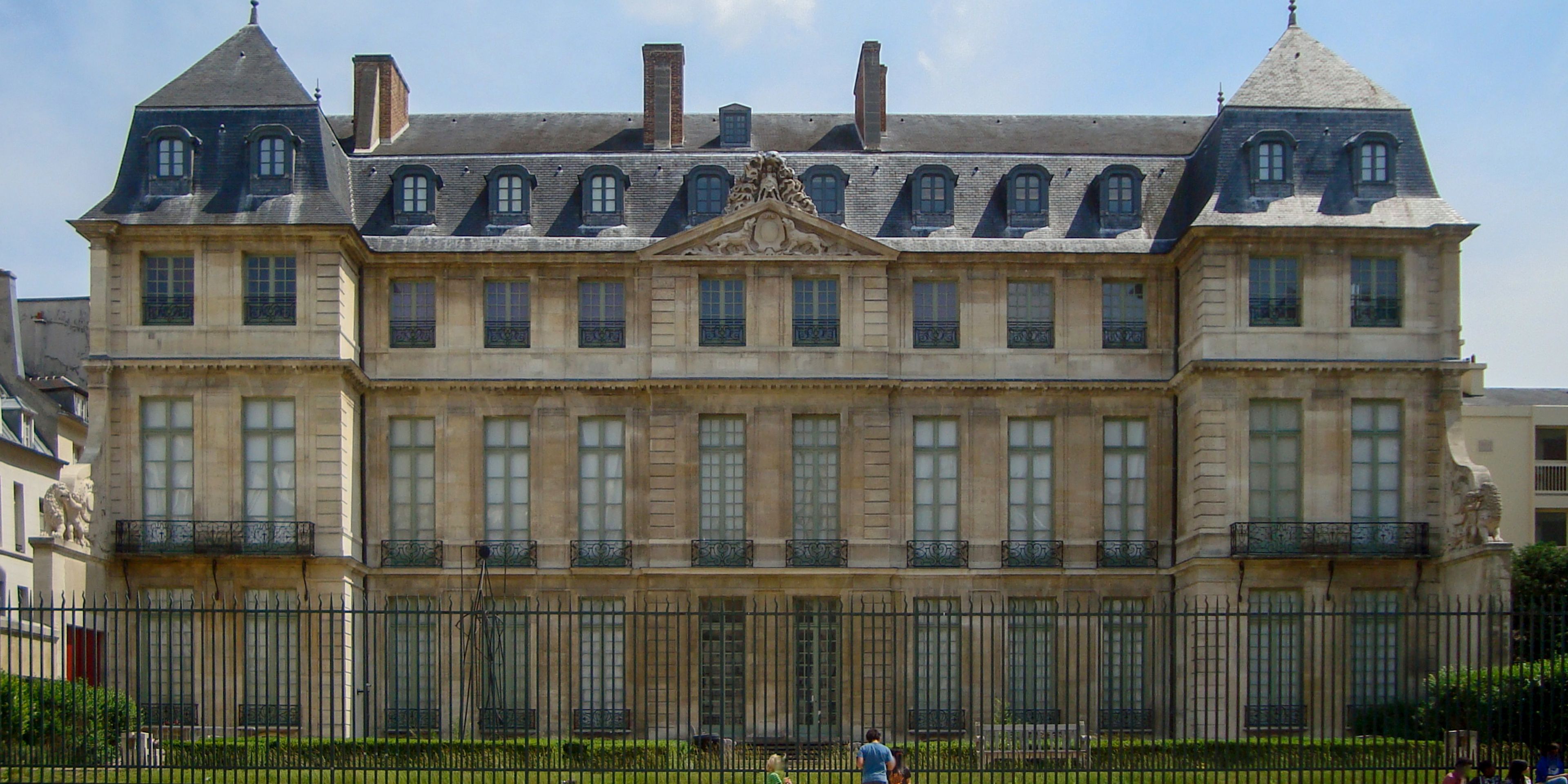 Hotels near Musee Picasso Paris