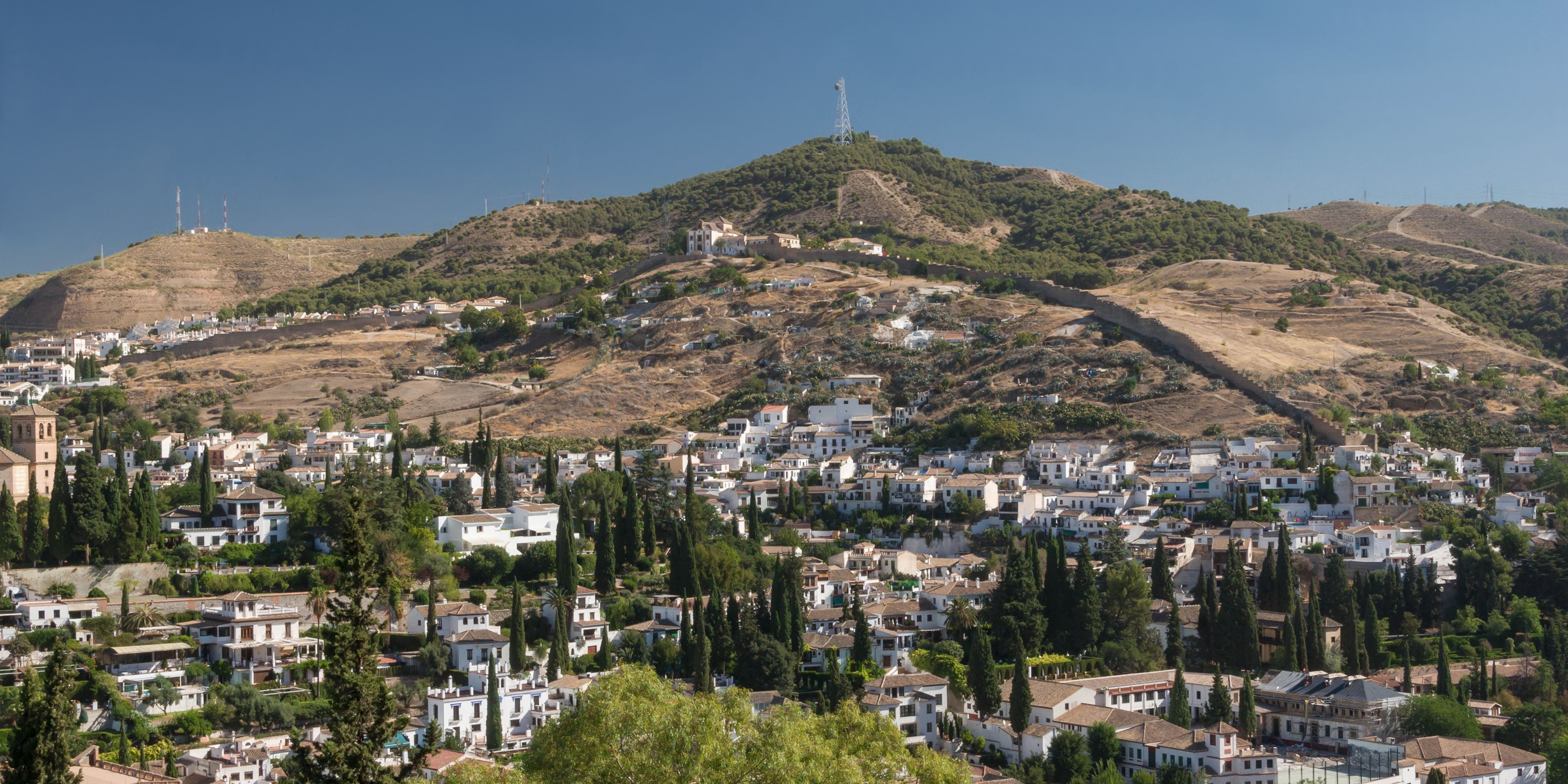 Hotels near Sacromonte