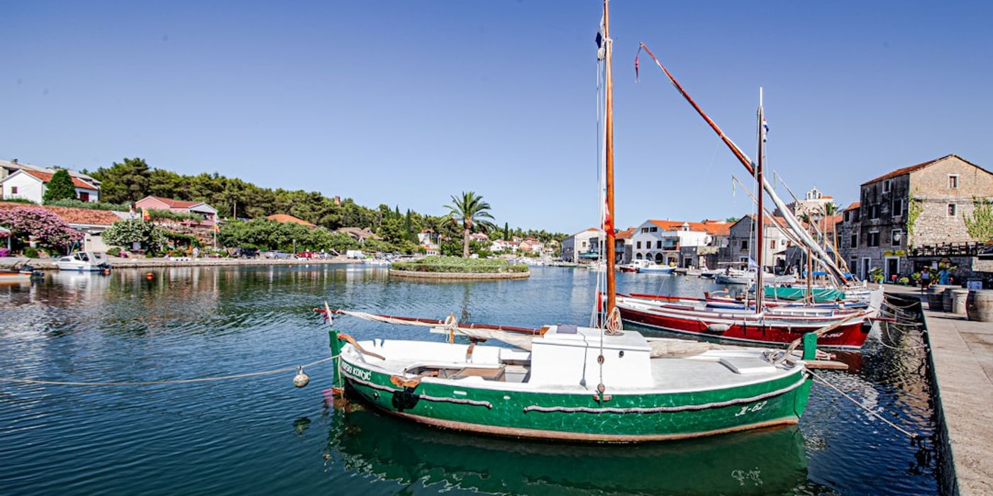 Hotels near Vrboska