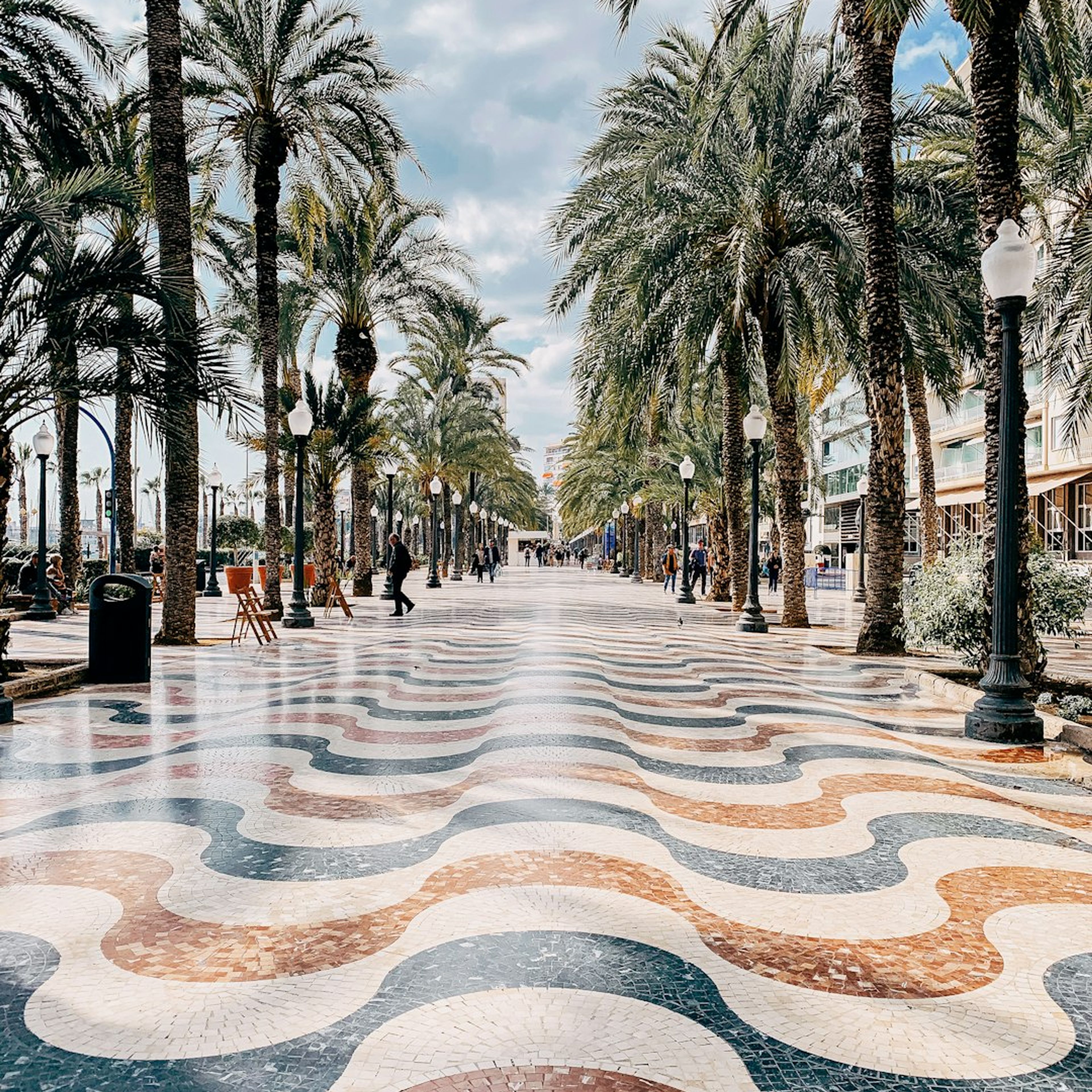 12 Top Places to Visit in Alicante