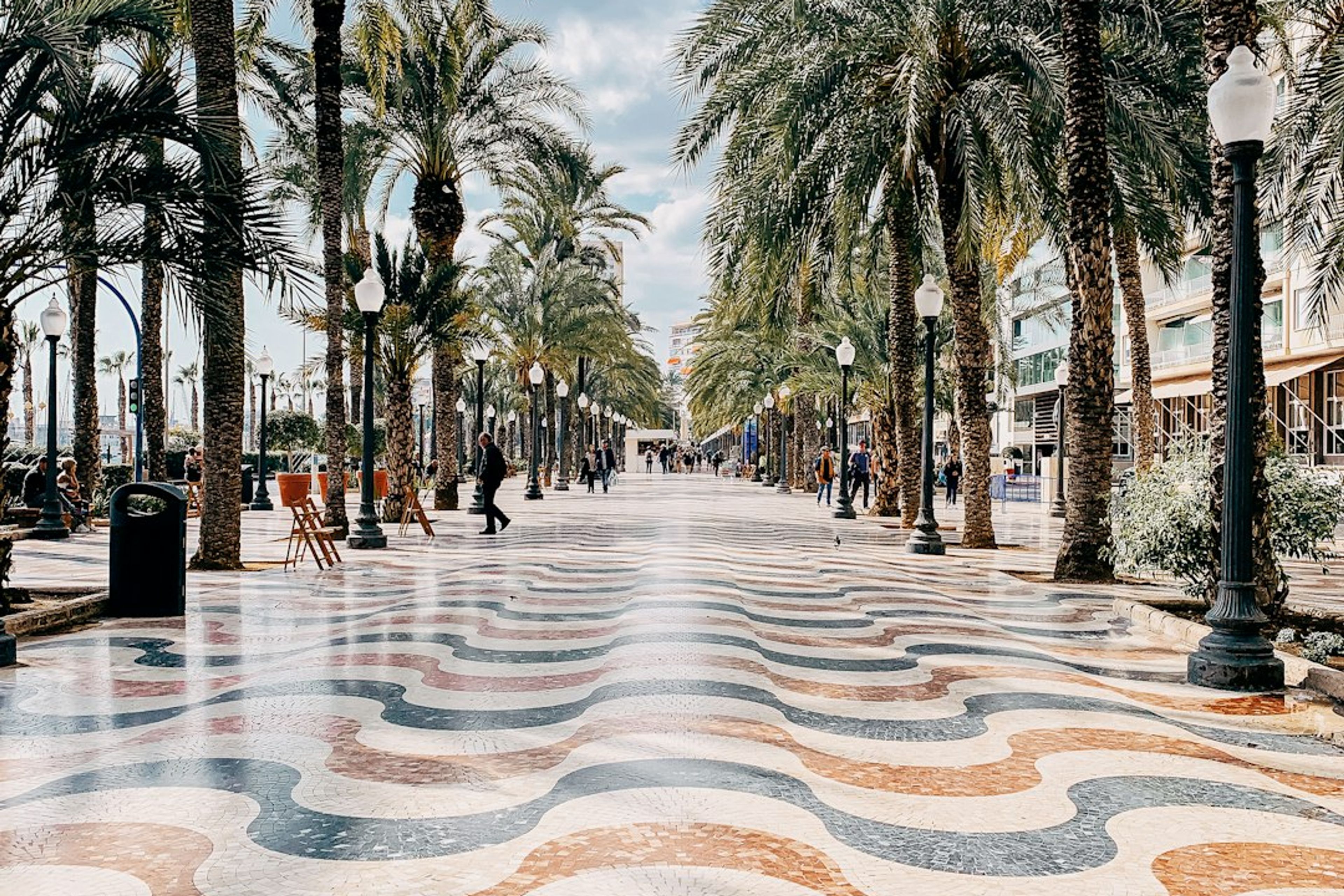 12 Top Places to Visit in Alicante