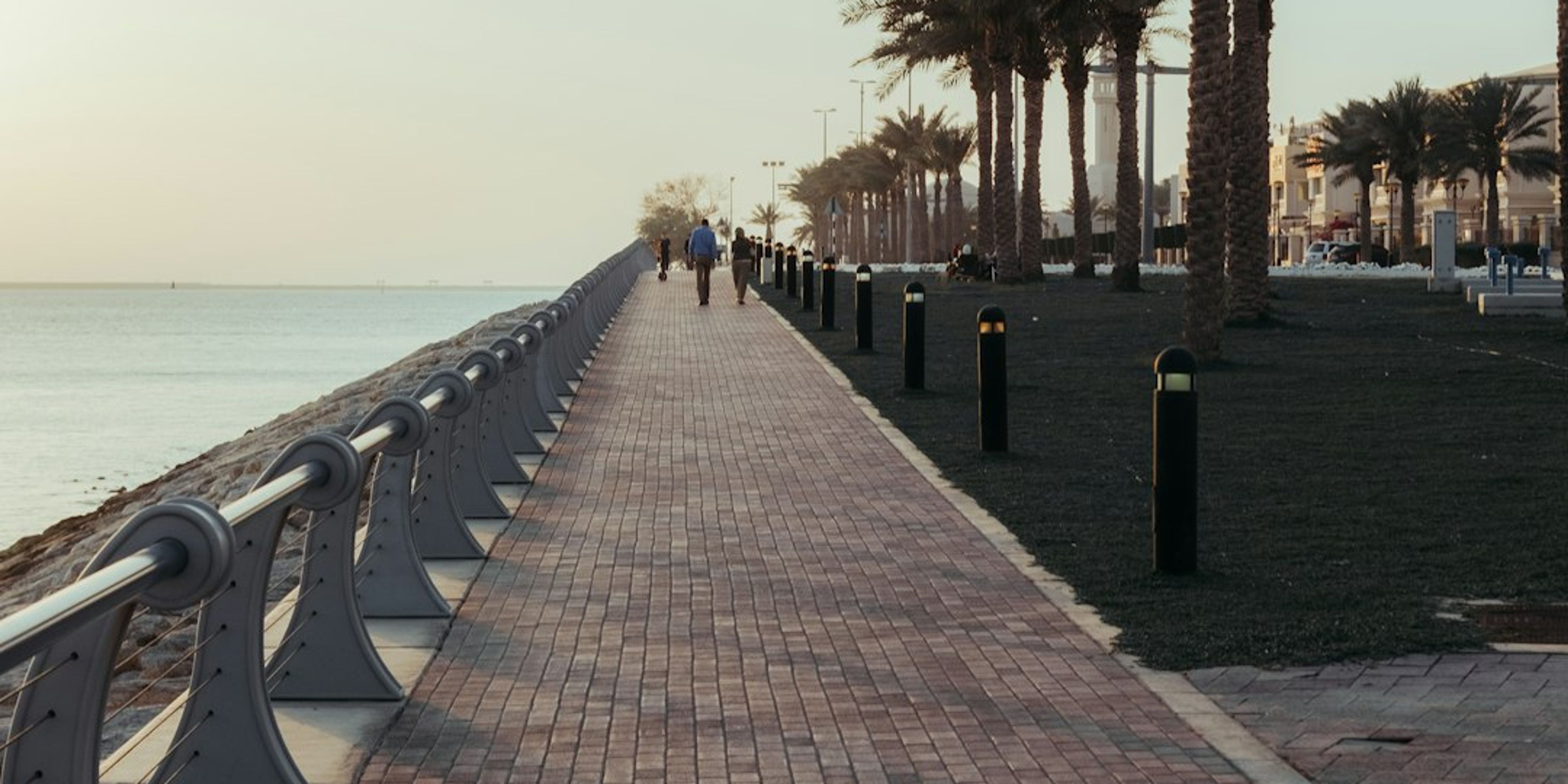Hotels near Corniche