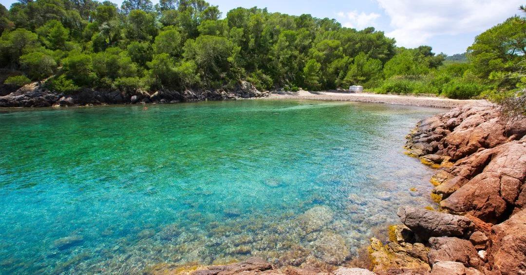 Cala Mastella - A Hidden Cove for Couples on the East Coast