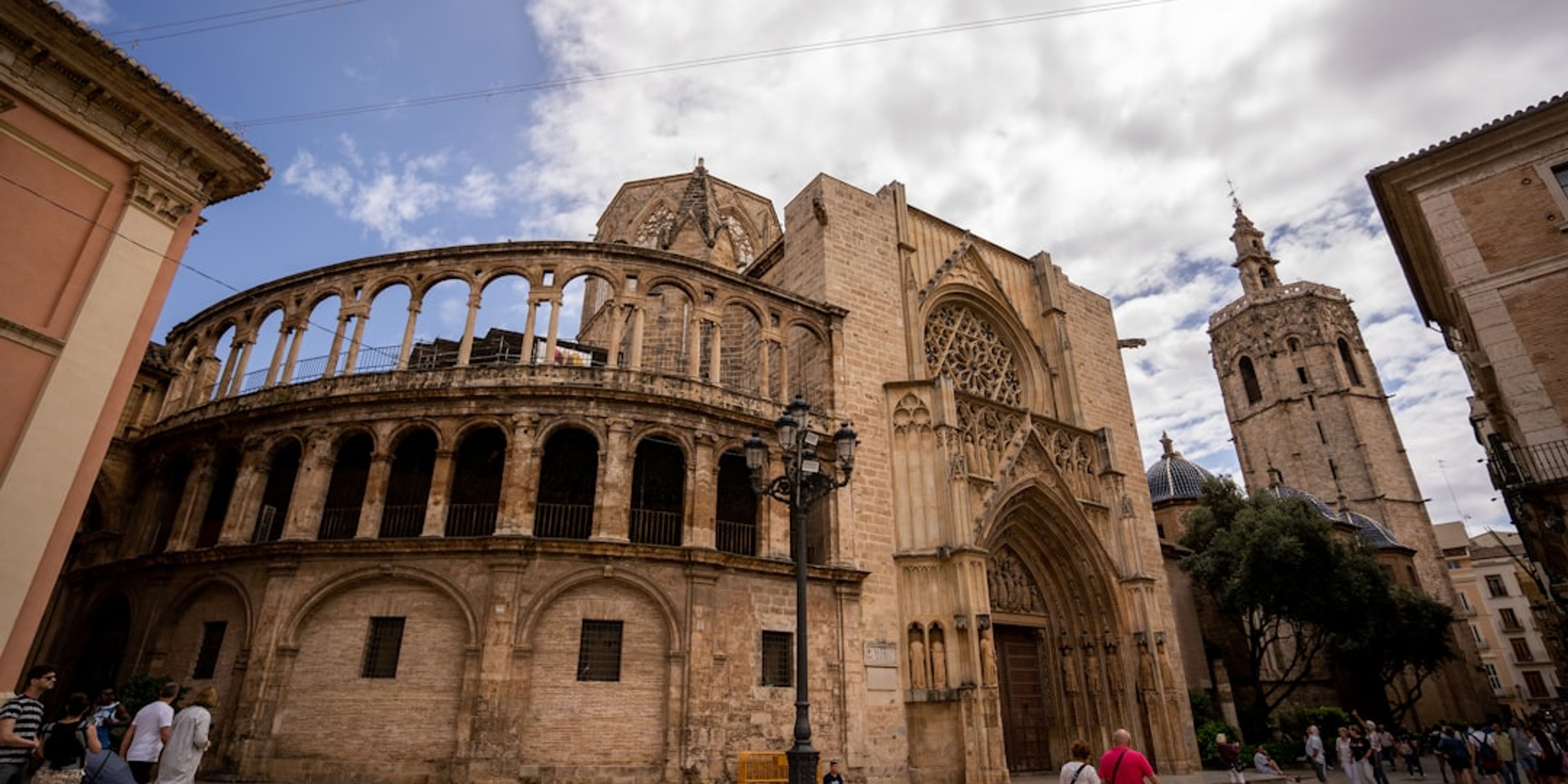 Hotels near Valencia Cathedral