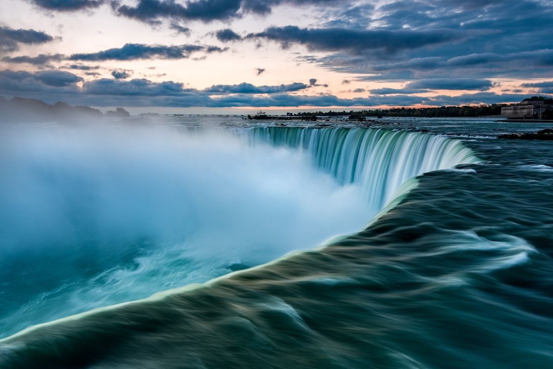 Niagara Falls - Day Trip to the Iconic Waterfall