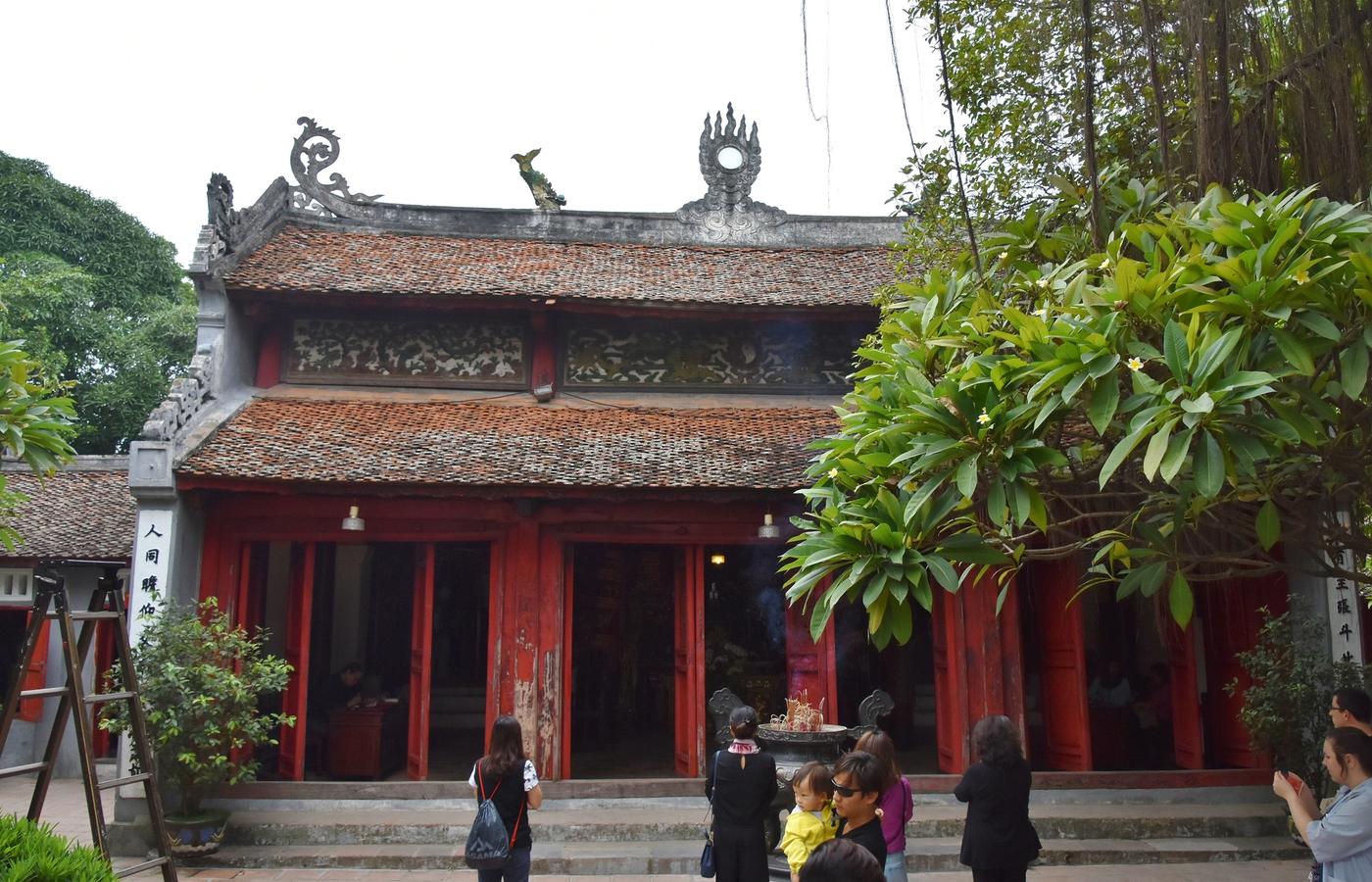 Hoan Kiem Lake and Ngoc Son Temple - The Heart of Old Hanoi