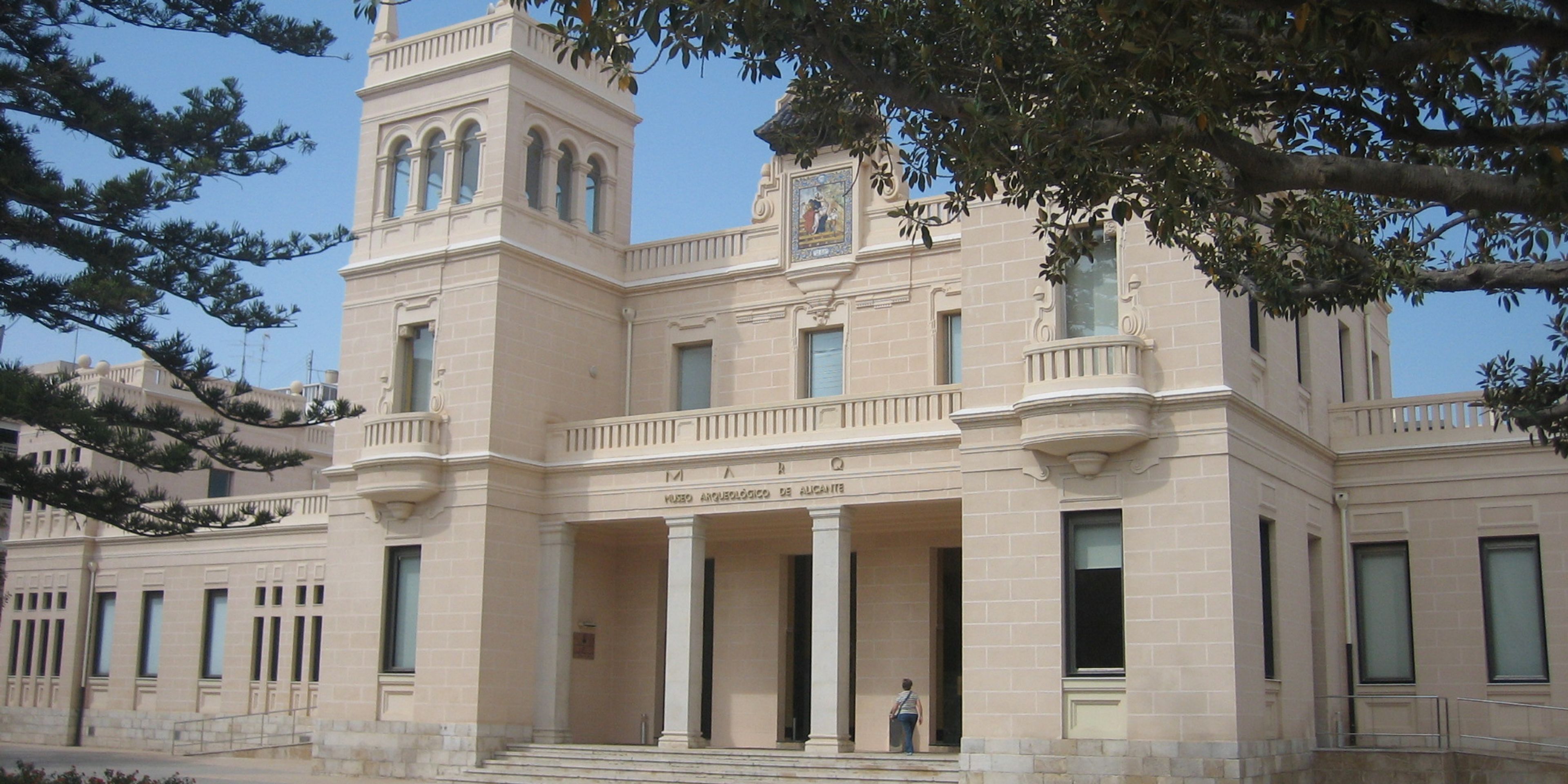 Hotels near MARQ