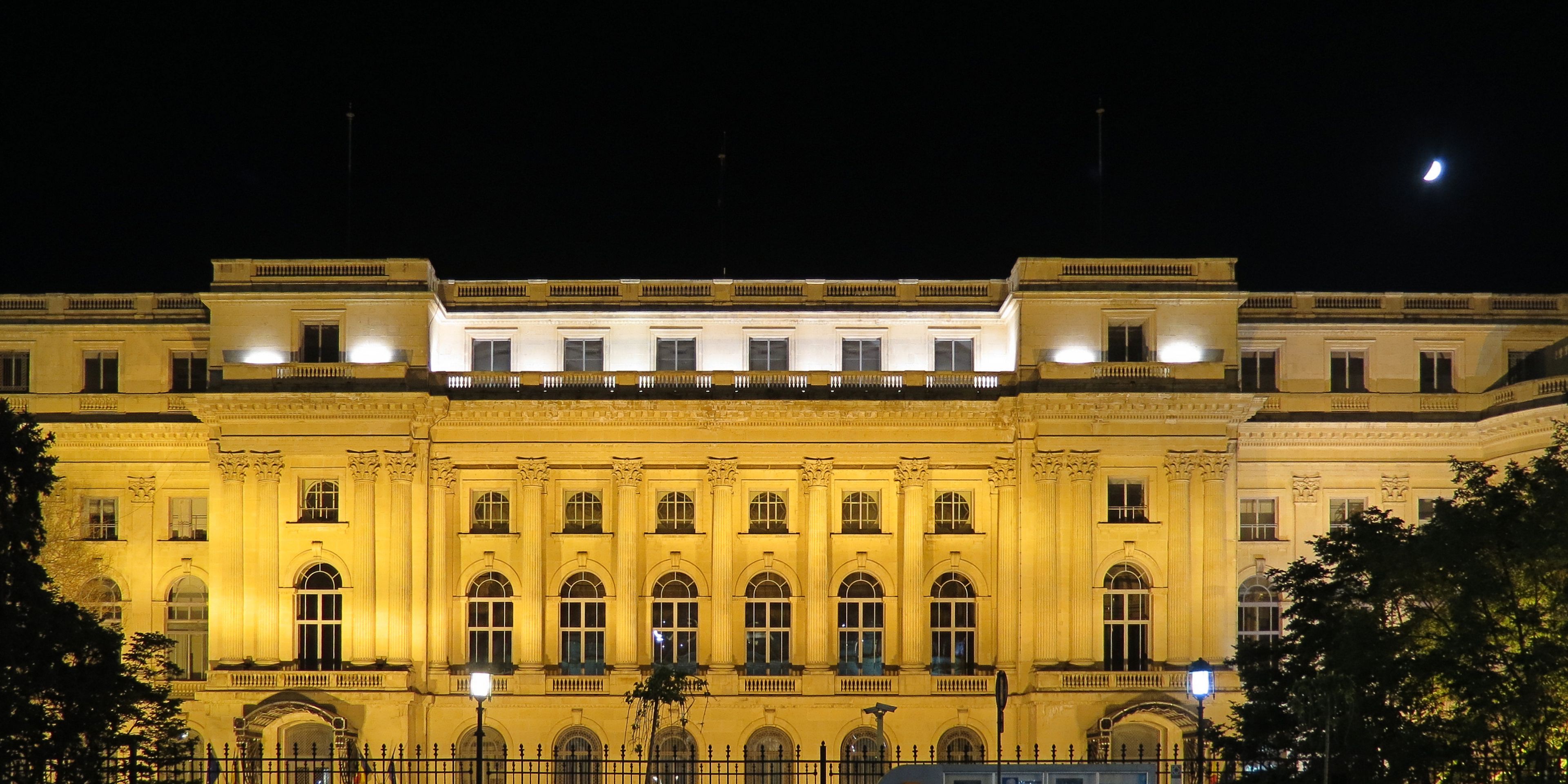 Hotels near National Museum of Art of Romania