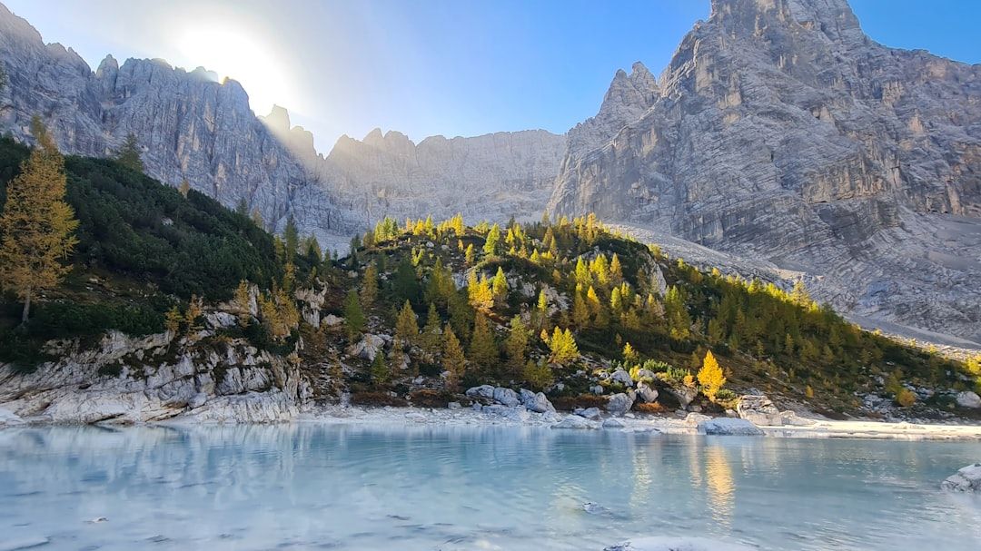 Lago di Sorapis - Turquoise Glacial Lake on Trail 215