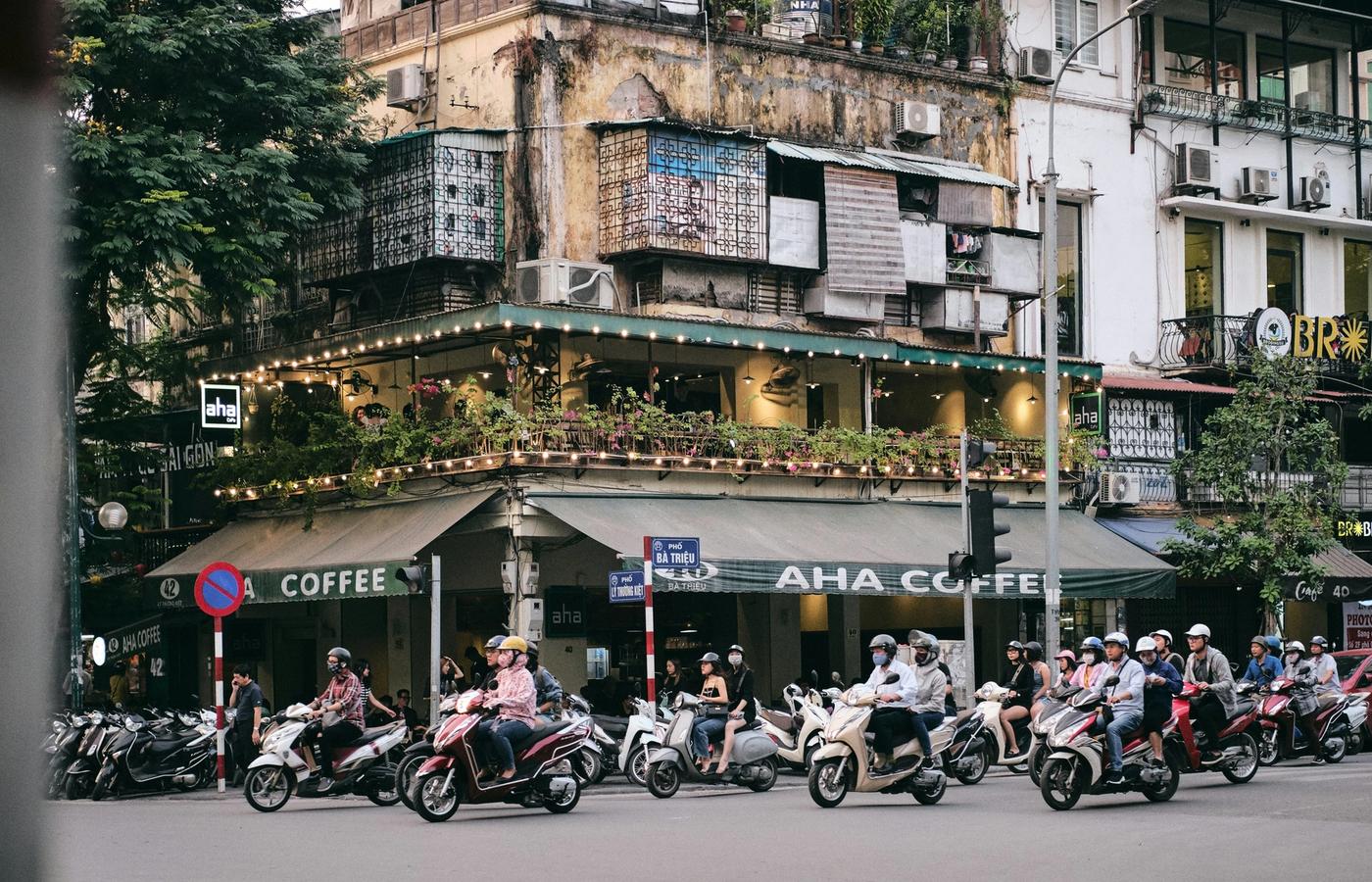 Hanoi Old Quarter (36 Streets) - The Chaotic Cultural Heart
