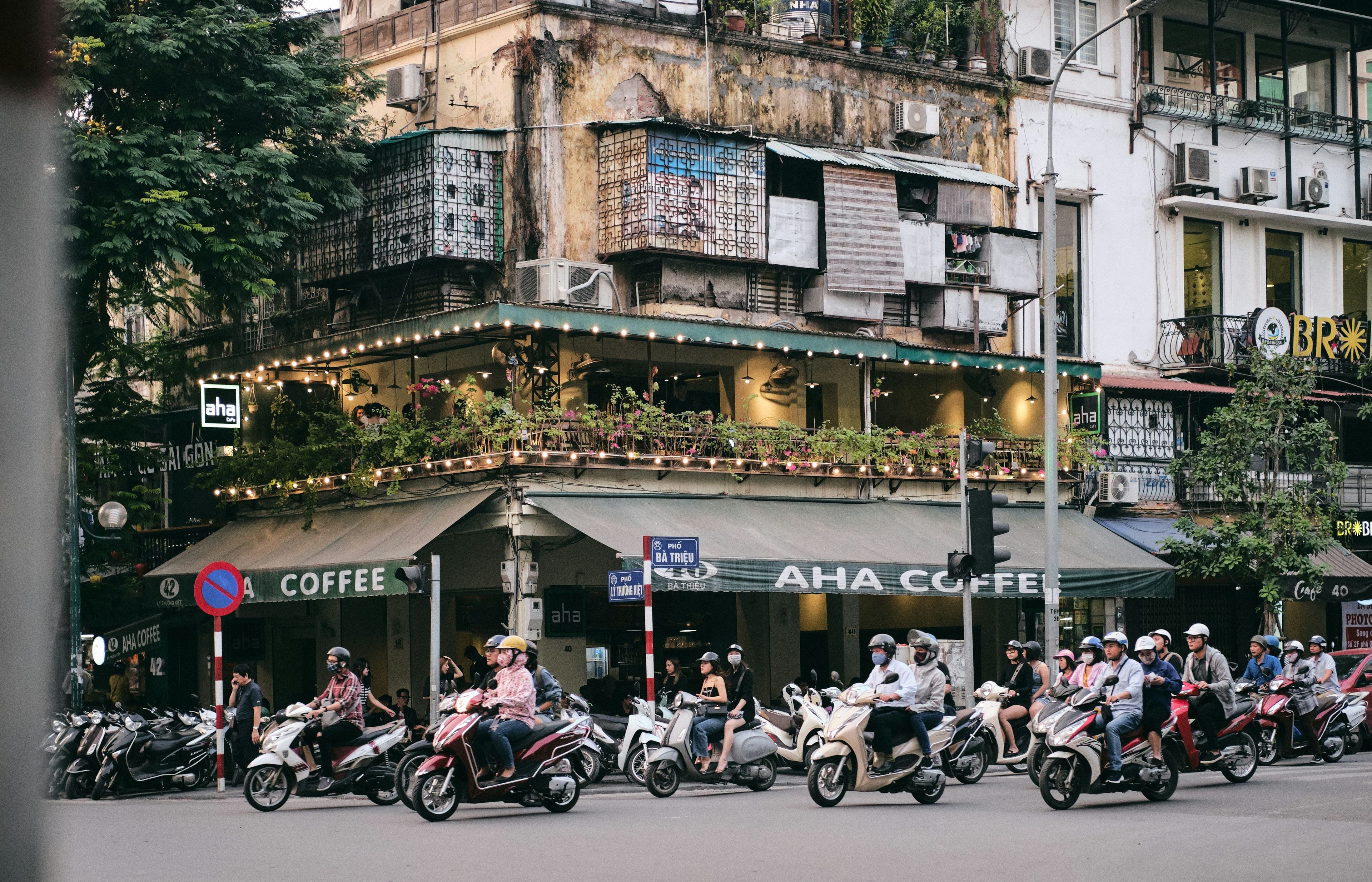 Hanoi Old Quarter (36 Streets) - The Chaotic Cultural Heart