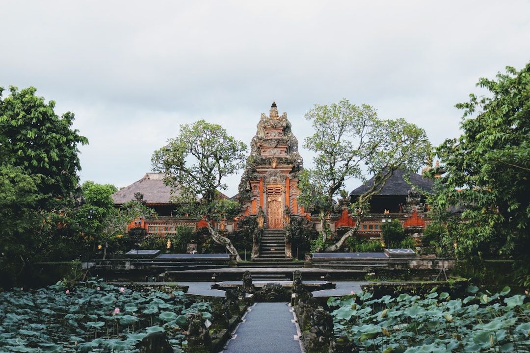 Pura Taman Saraswati - The Lotus Temple of Ubud