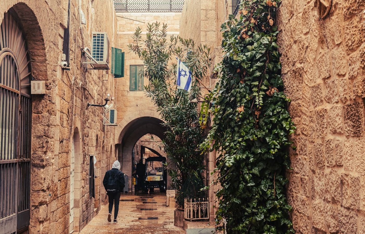 Jewish Quarter (Josefov) - Six Synagogues and the Old Jewish Cemetery