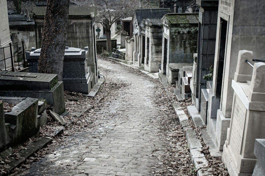 Père Lachaise Cemetery - Halloween and Toussaint the French Way