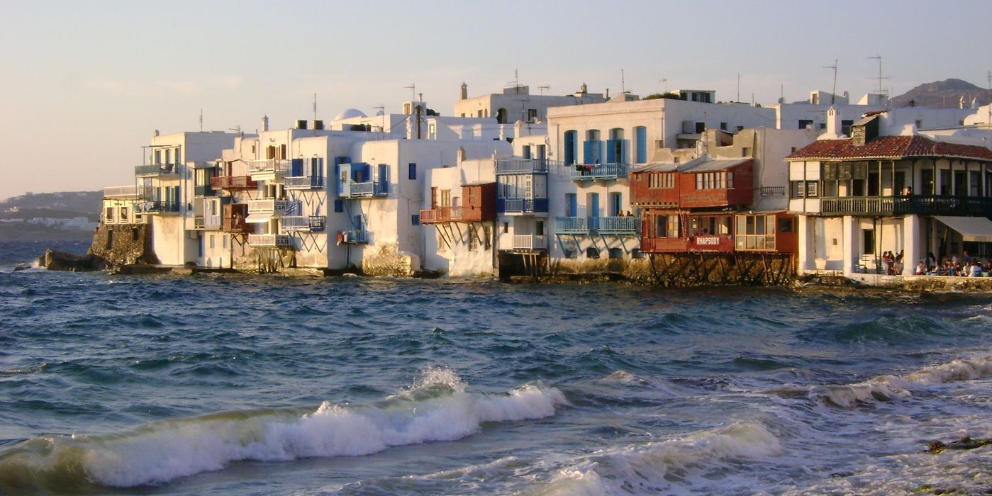 Hotels near Little Venice Waterfront
