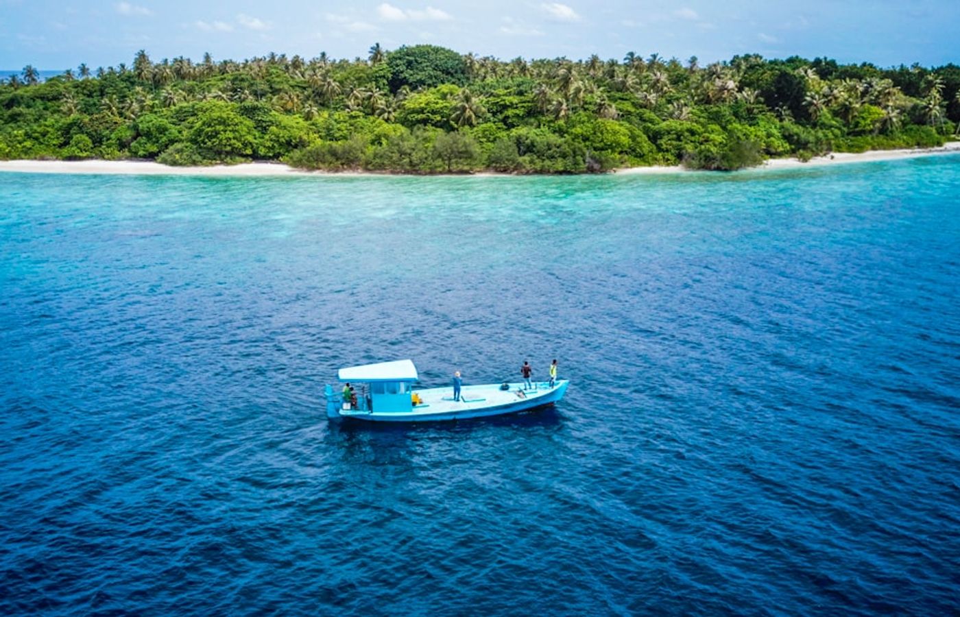 Boat tour around the island