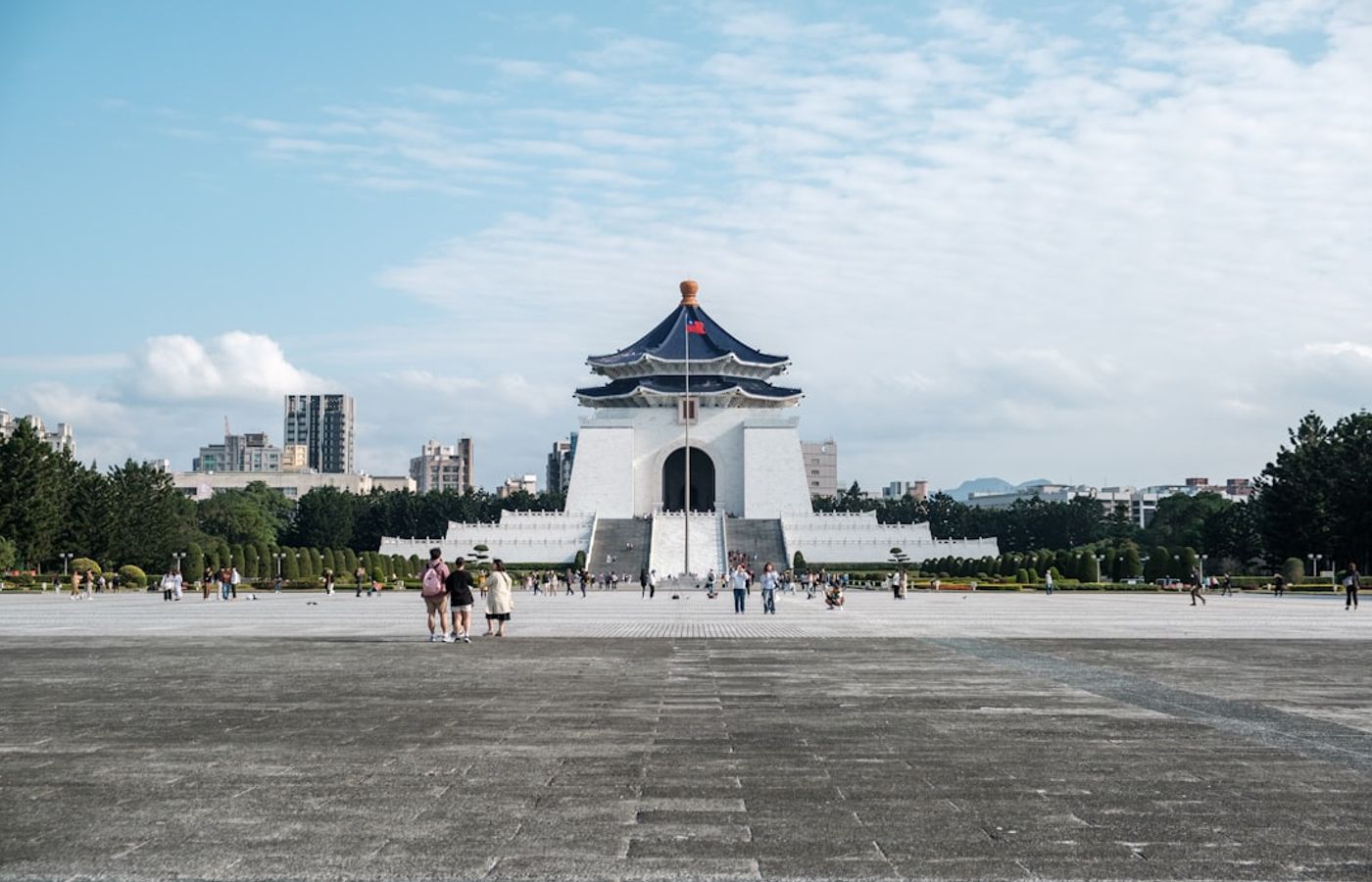 Chiang Kai-shek Memorial Hall - Liberty Square and the Honour Guard