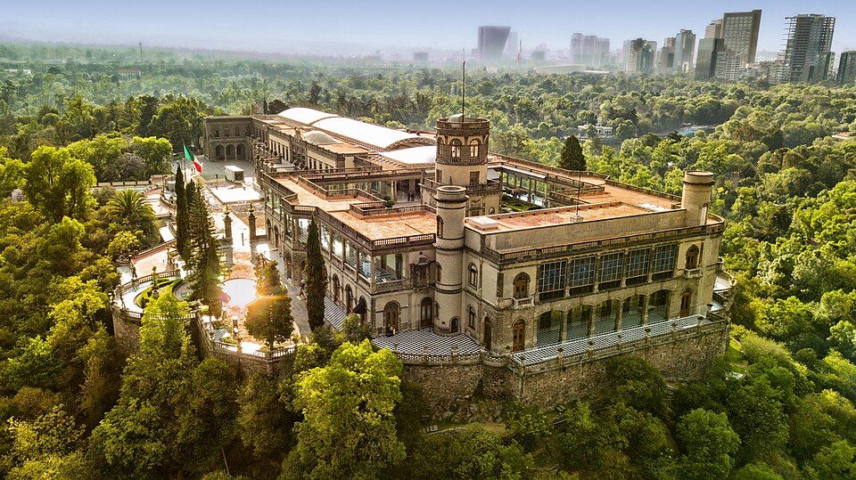 Castillo de Chapultepec - The Only Royal Castle in the Americas
