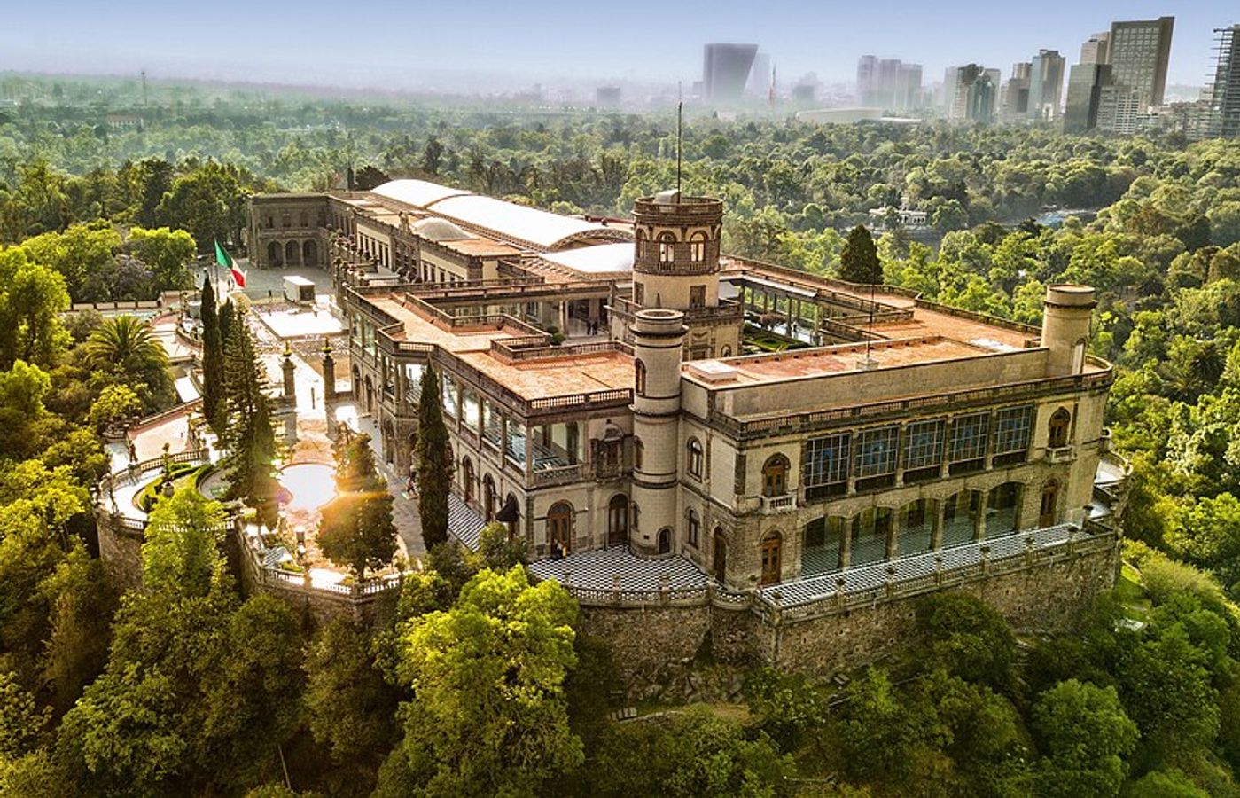 Castillo de Chapultepec - The Only Royal Castle in the Americas
