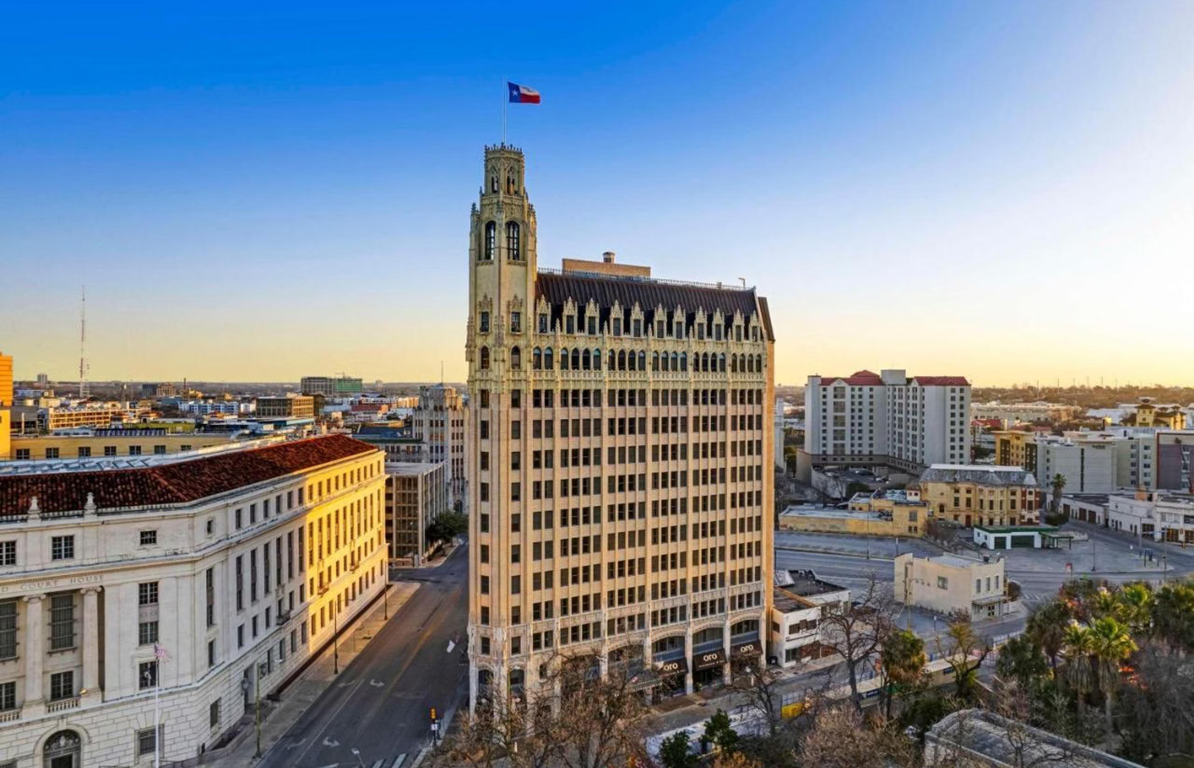 The Emily Morgan hotel next to the Alamo, a haunted hotel in San Antonio