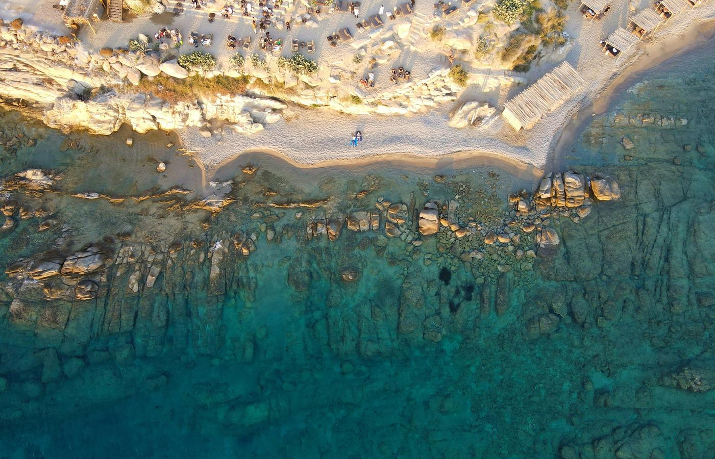 Platis Gialos Beach
