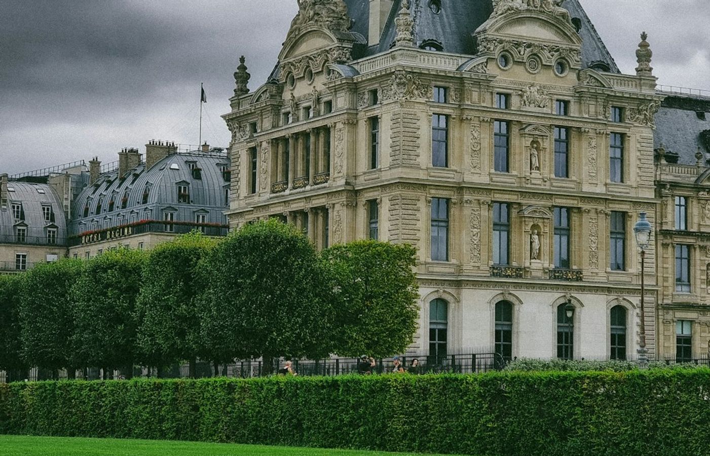 Tuileries Garden - Paris's Oldest Public Park Between the Louvre and Concorde