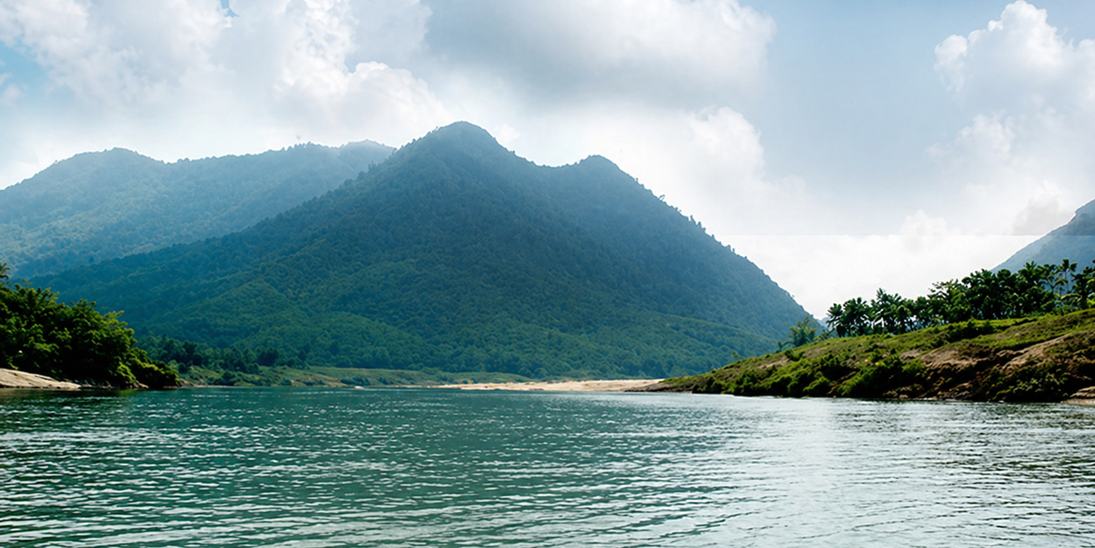Hotels near Thu Bôn River Boat Ride