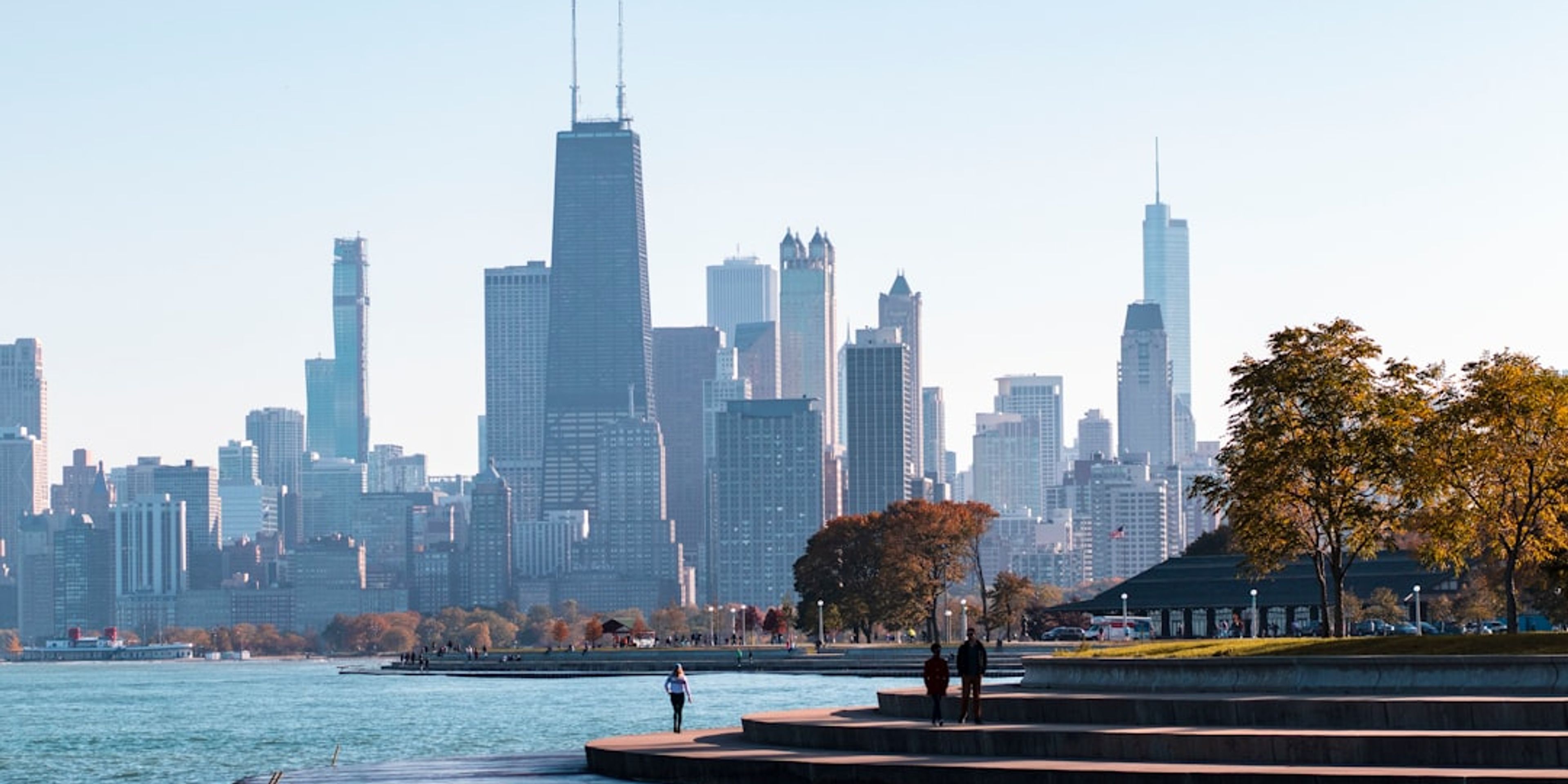 Hotels near Lincoln Park and Lincoln Park Zoo