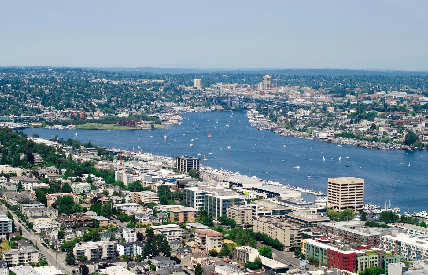 South Lake Union - Best for Mid-Range Value and Space Needle Access