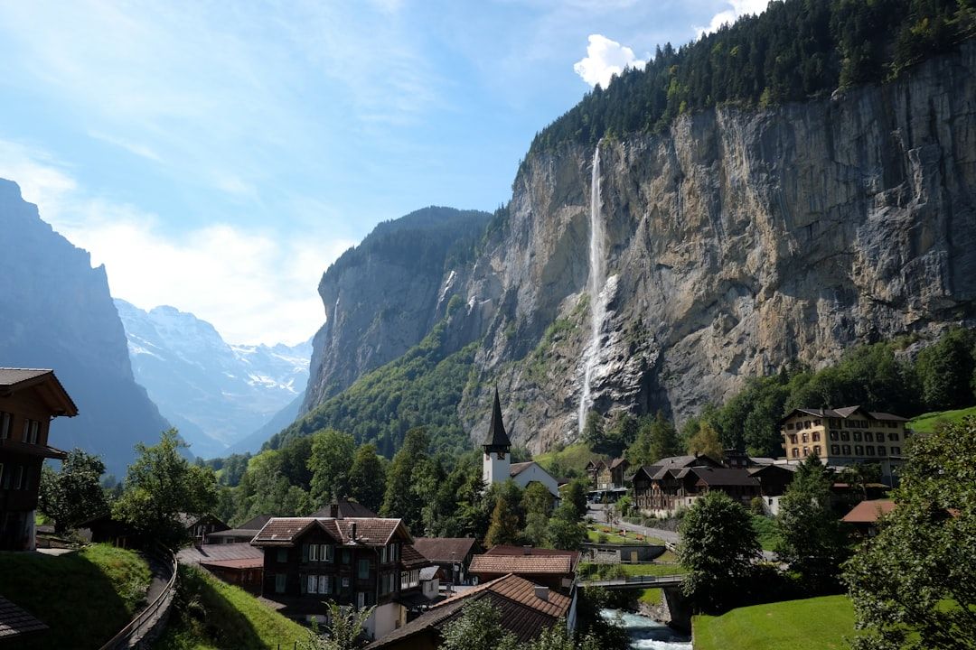 Lake Brienz cruise and Giessbach Falls