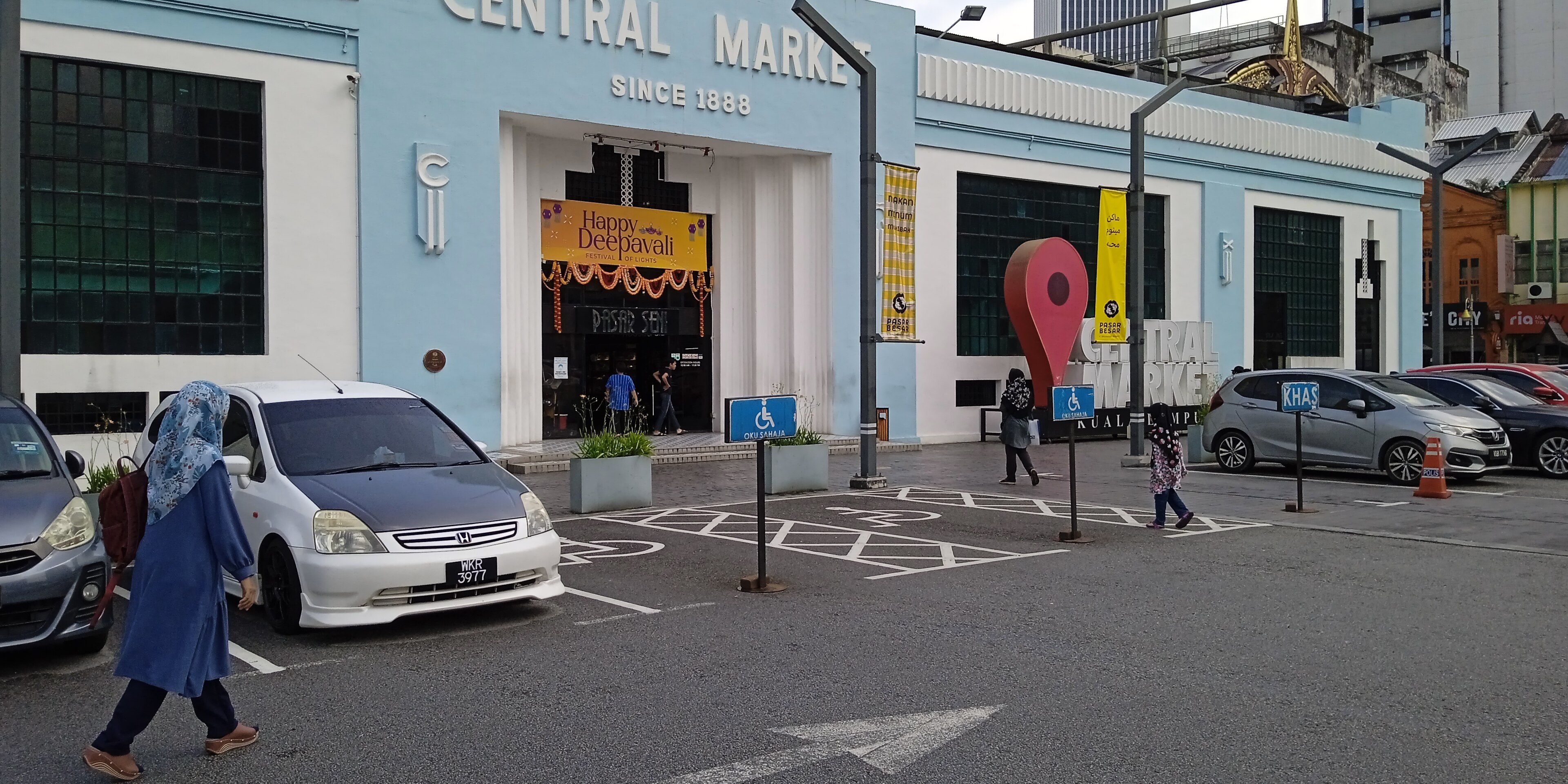 Hotels near Central Market (Pasar Seni)