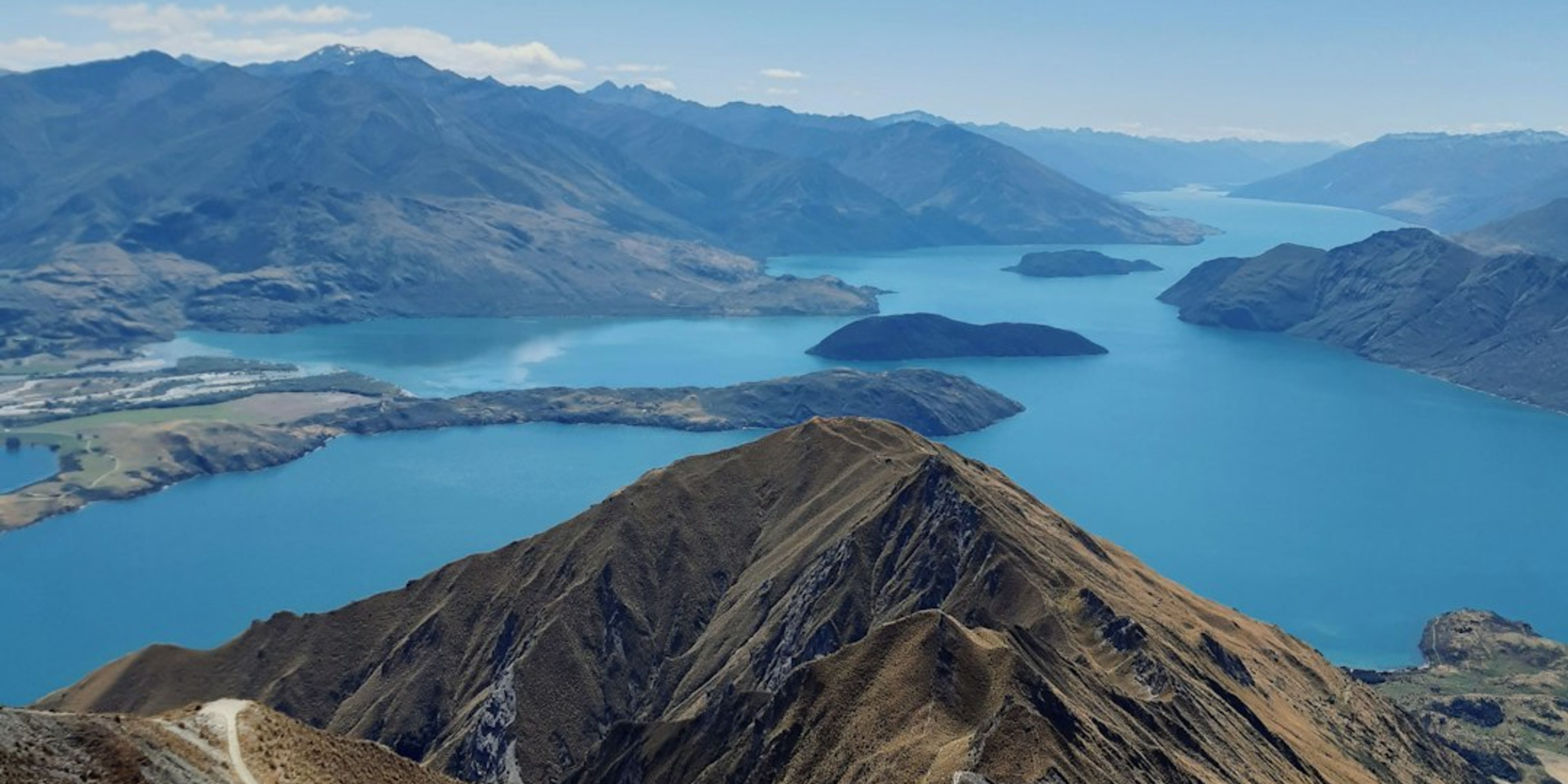 Hotels near Isthmus Peak Track