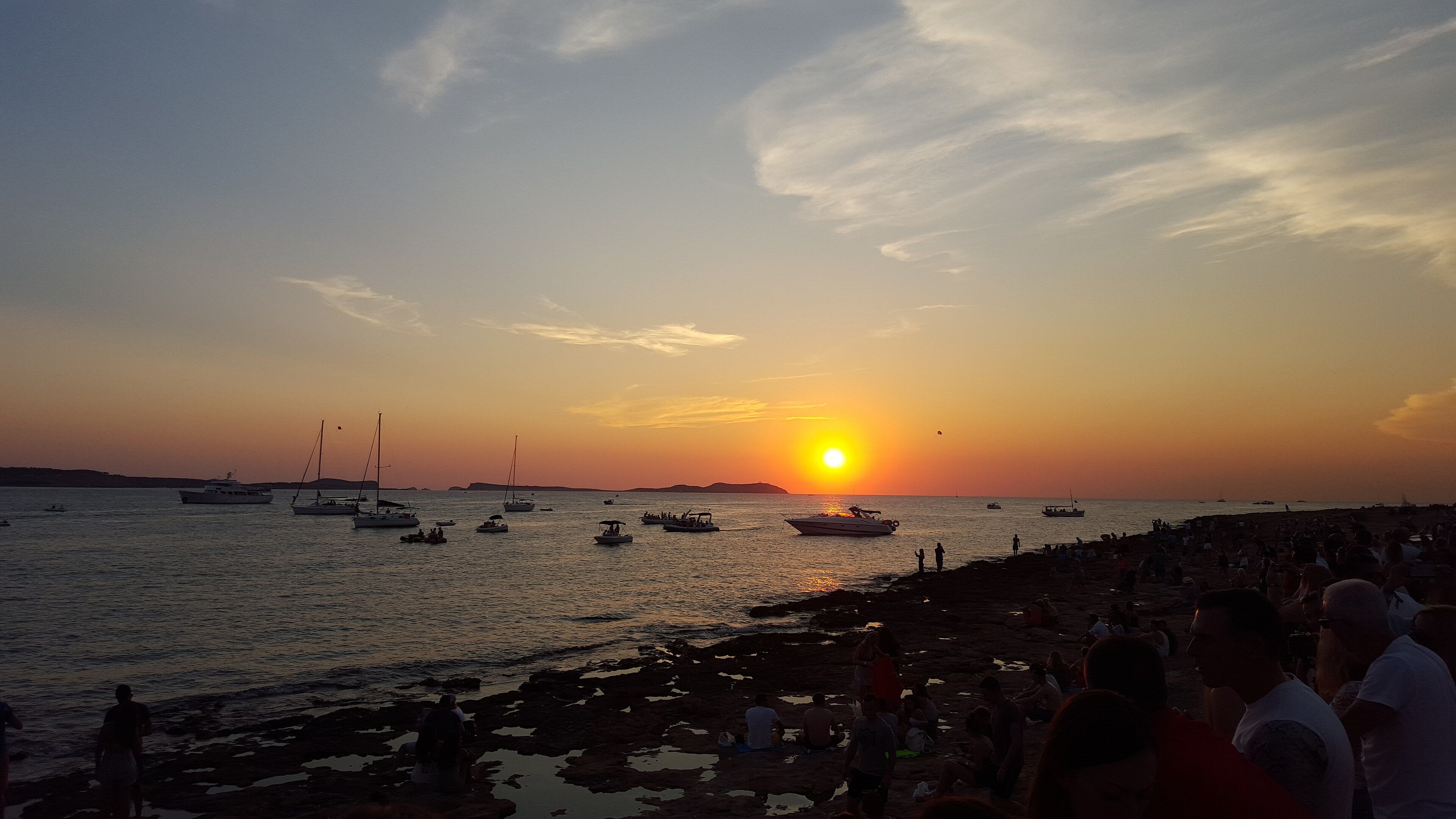 Sant Antoni Sunset Strip - Café del Mar, Café Mambo, and the West Coast