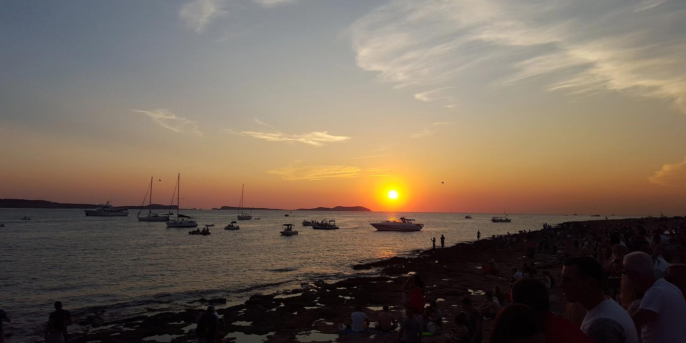 Hotels near Sant Antoni Sunset Strip