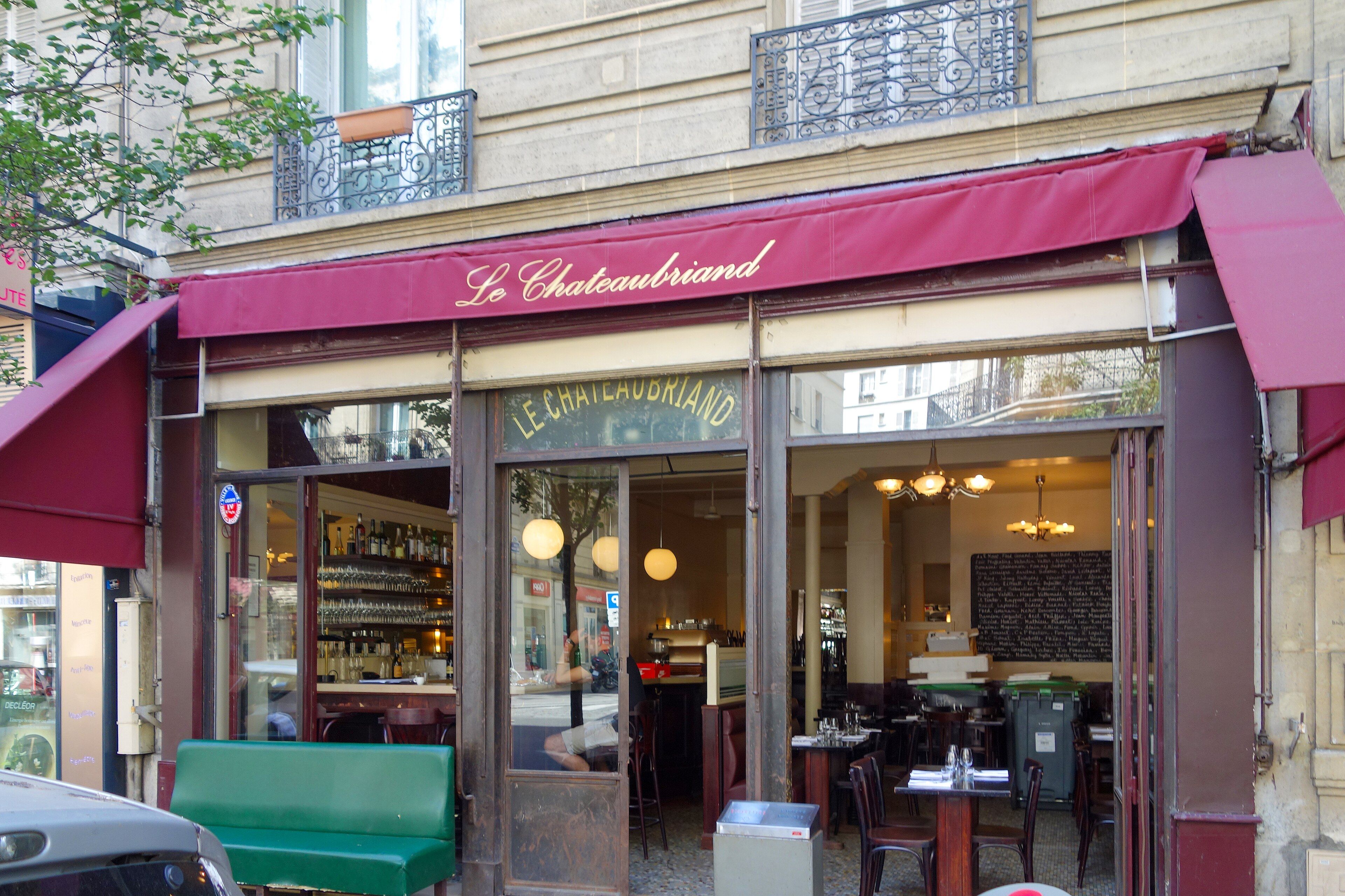 Le Chateaubriand - The Néo-Bistrot That Started It All