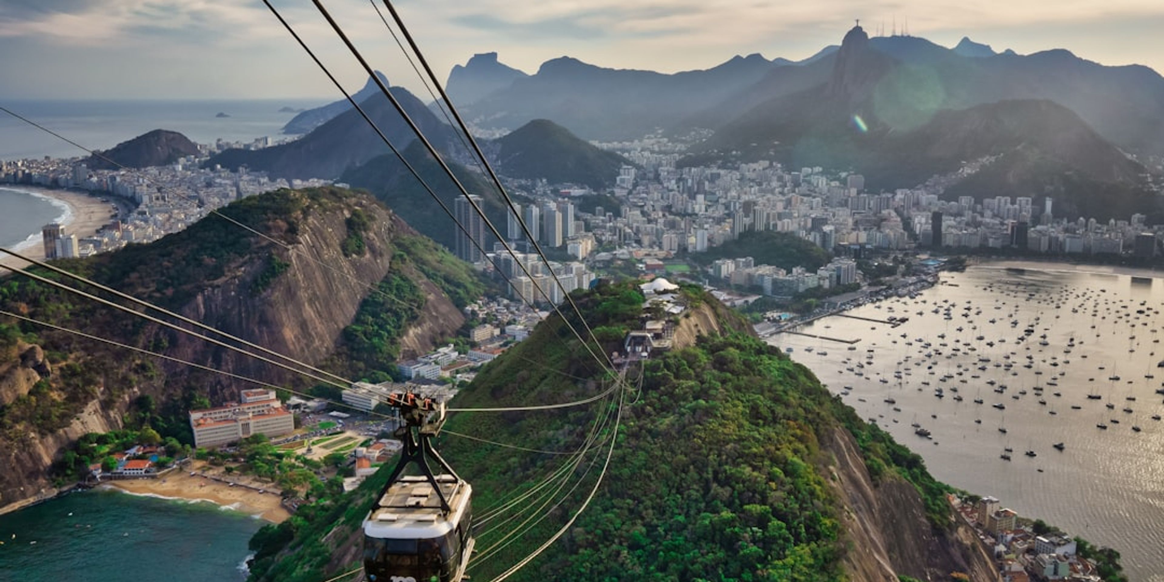 Hotels near Sugarloaf Mountain