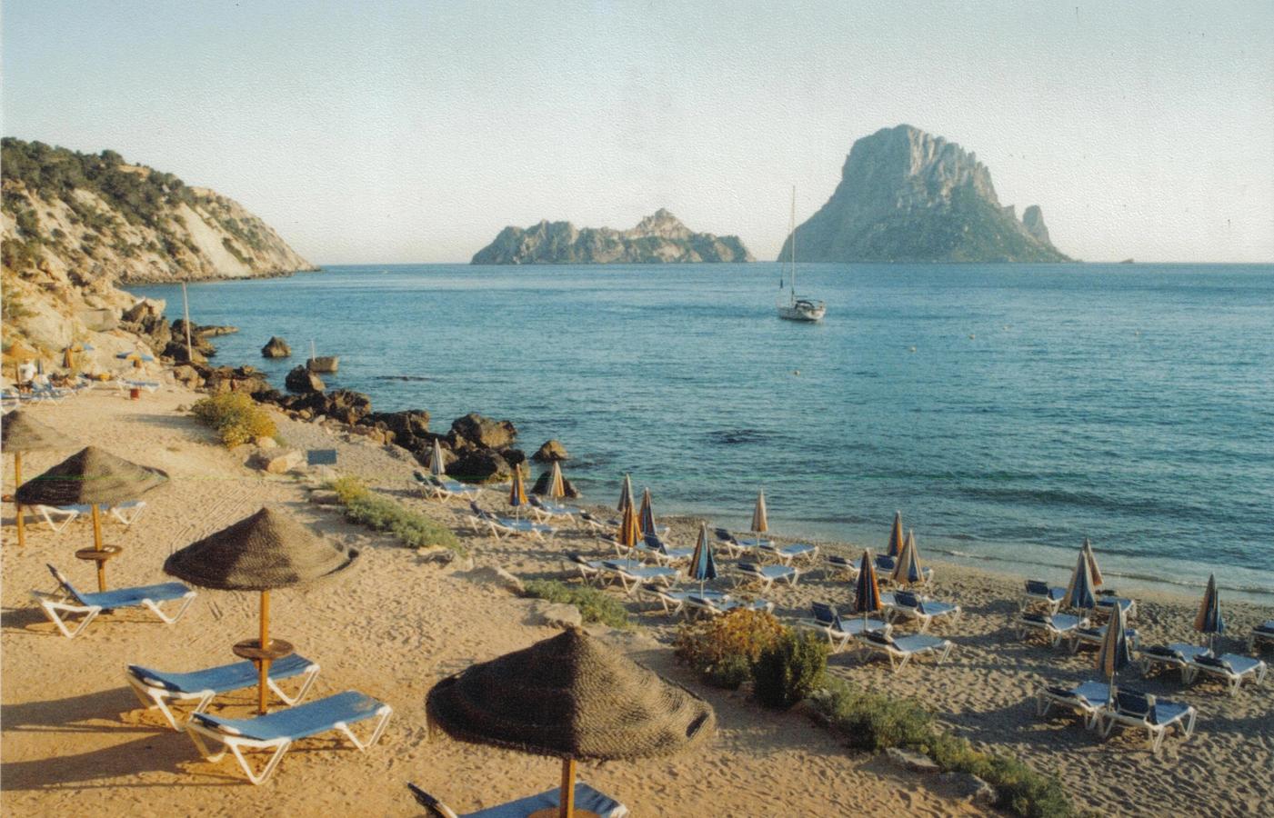 Cala d'Hort - The Beach with the Es Vedrà View