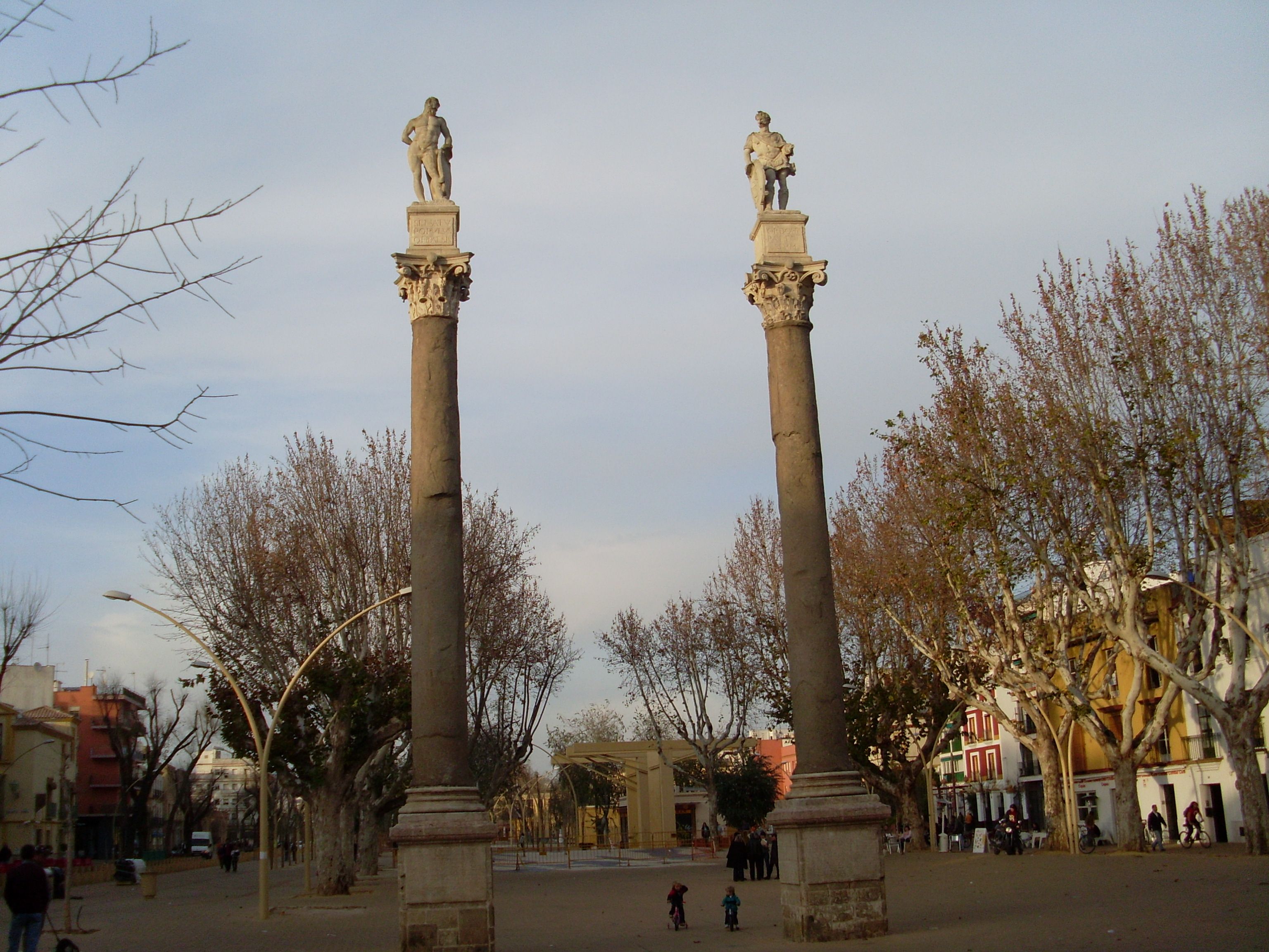 Alameda de Hercules - Seville's Oldest Public Garden and Nightlife Hub