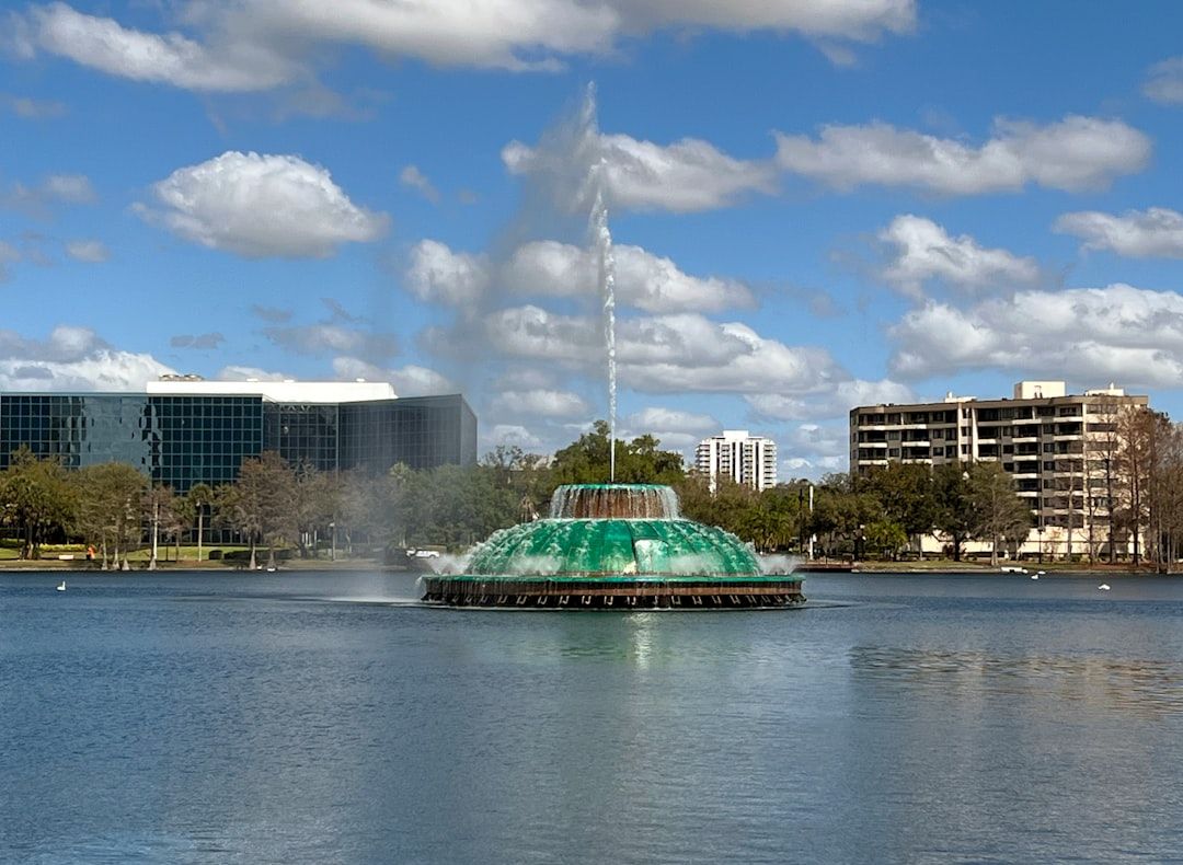 Lake Eola Park - Downtown's Free Green Heart
