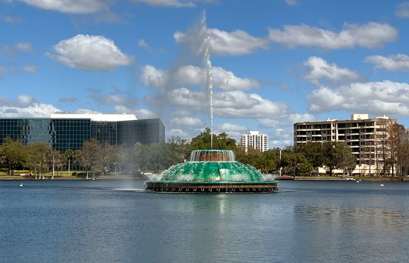 Lake Eola Park - Downtown's Free Green Heart