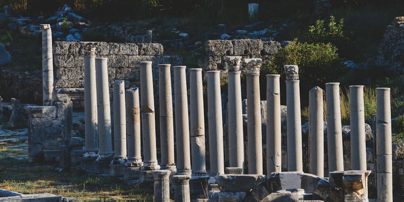 Hotels near Perge Ancient City
