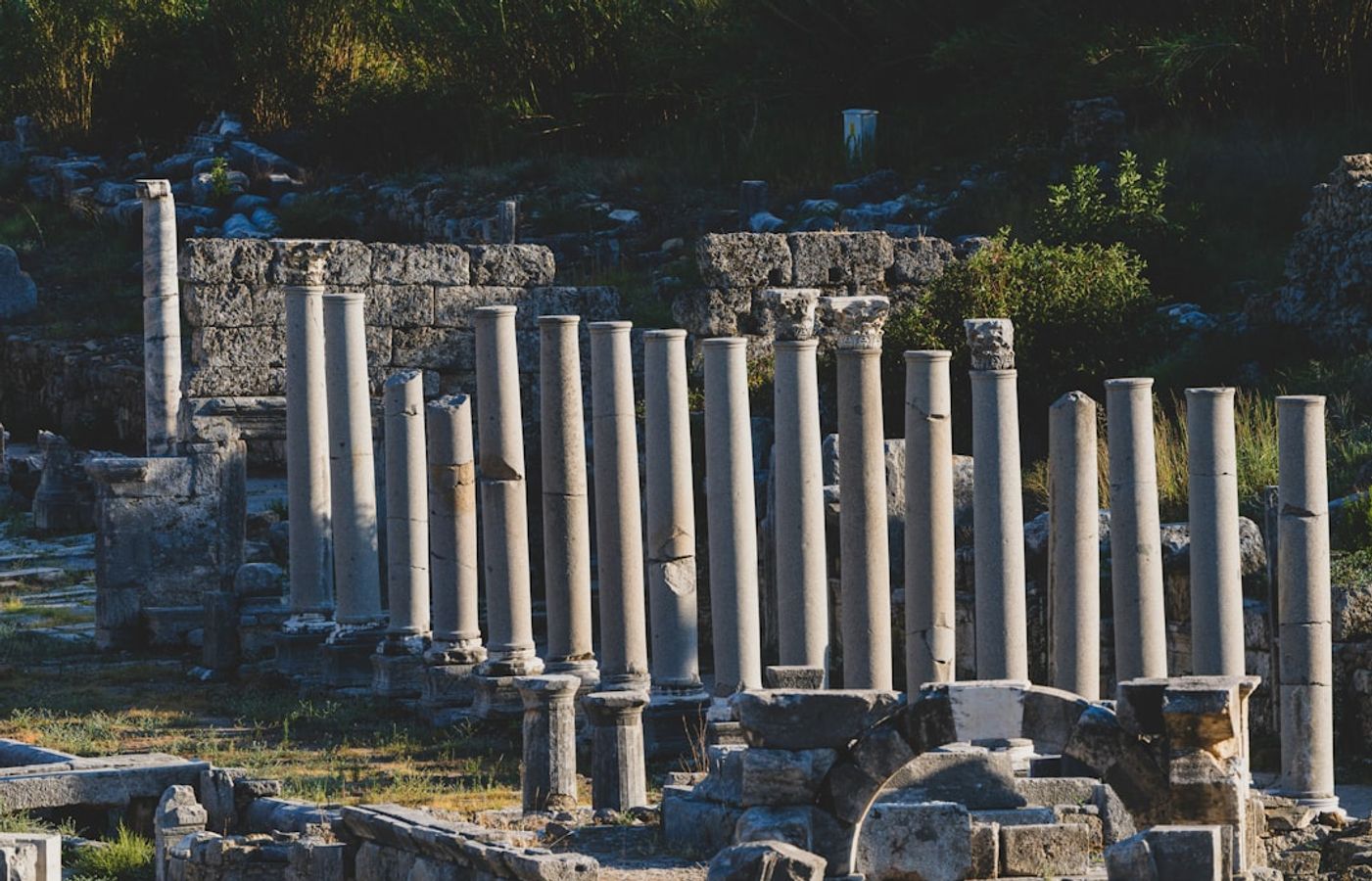 Perge Ancient City - Ruins of a Once-Great Roman Metropolis