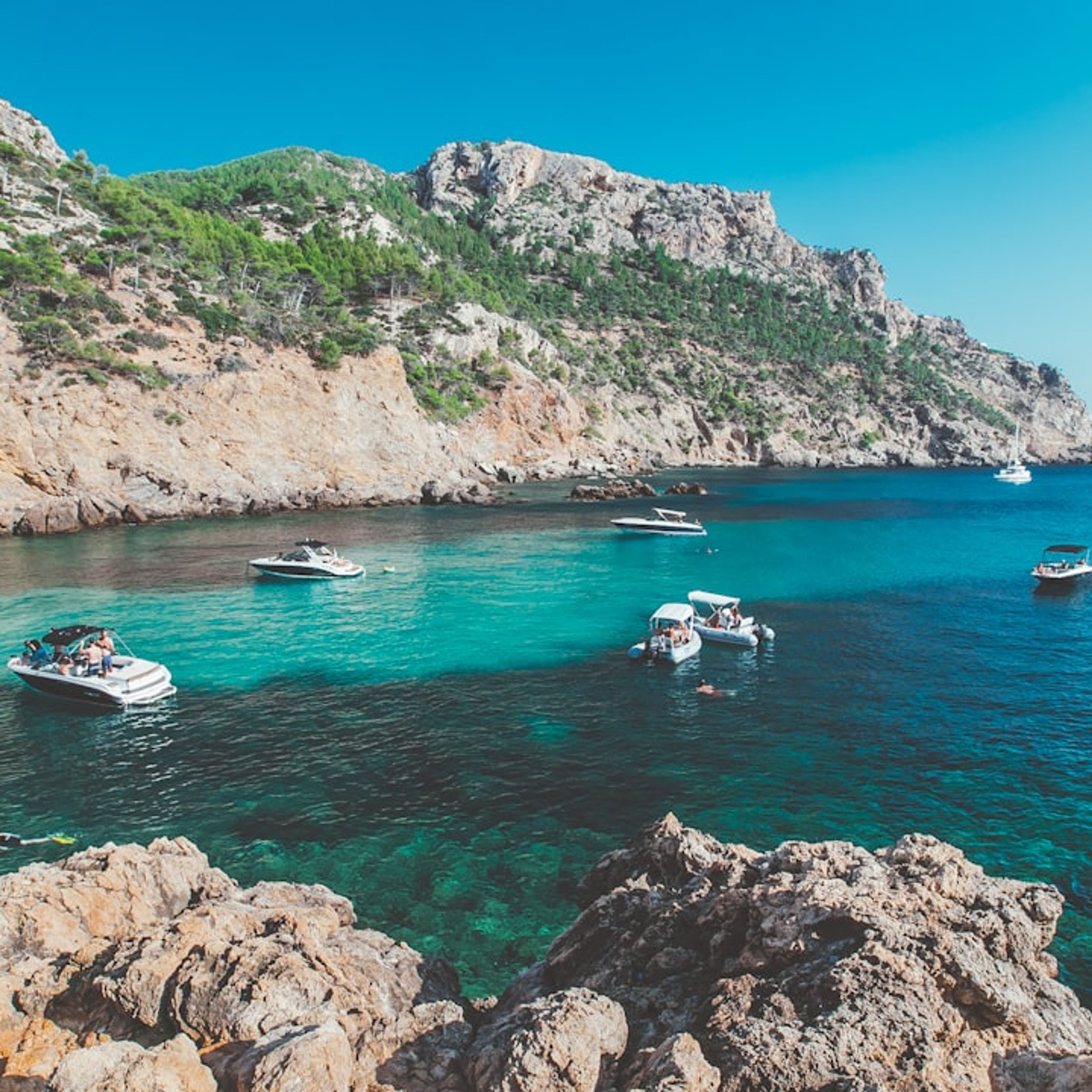 12 Top Places to Visit in Mallorca, Spain